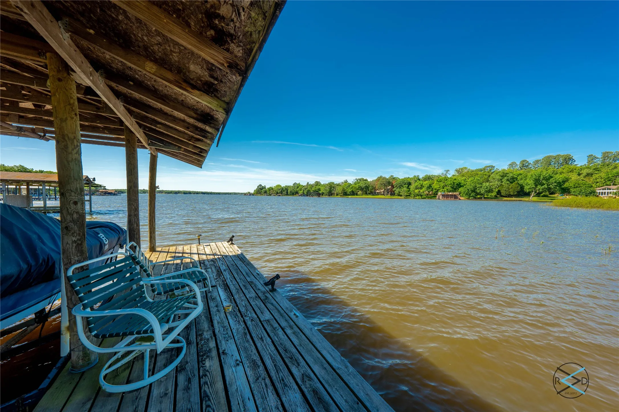 Single Family Residence For Sale in Henderson County , 7179 Lance Lane, Eustace, Texas 75124, 3 Bedroom, 2 Bathroom, 2 Garage spaces, 1,341 Sqft, built in 1988, Preowned, mls#21203812, Real Estate Agent in Eustace, Homes For Sale in Henderson county, Homes For Sale in Eustace, Realtor in Eustace Texas, Real Estate Brokerage Independent Realty Texas, Luminita Cordes Realtor