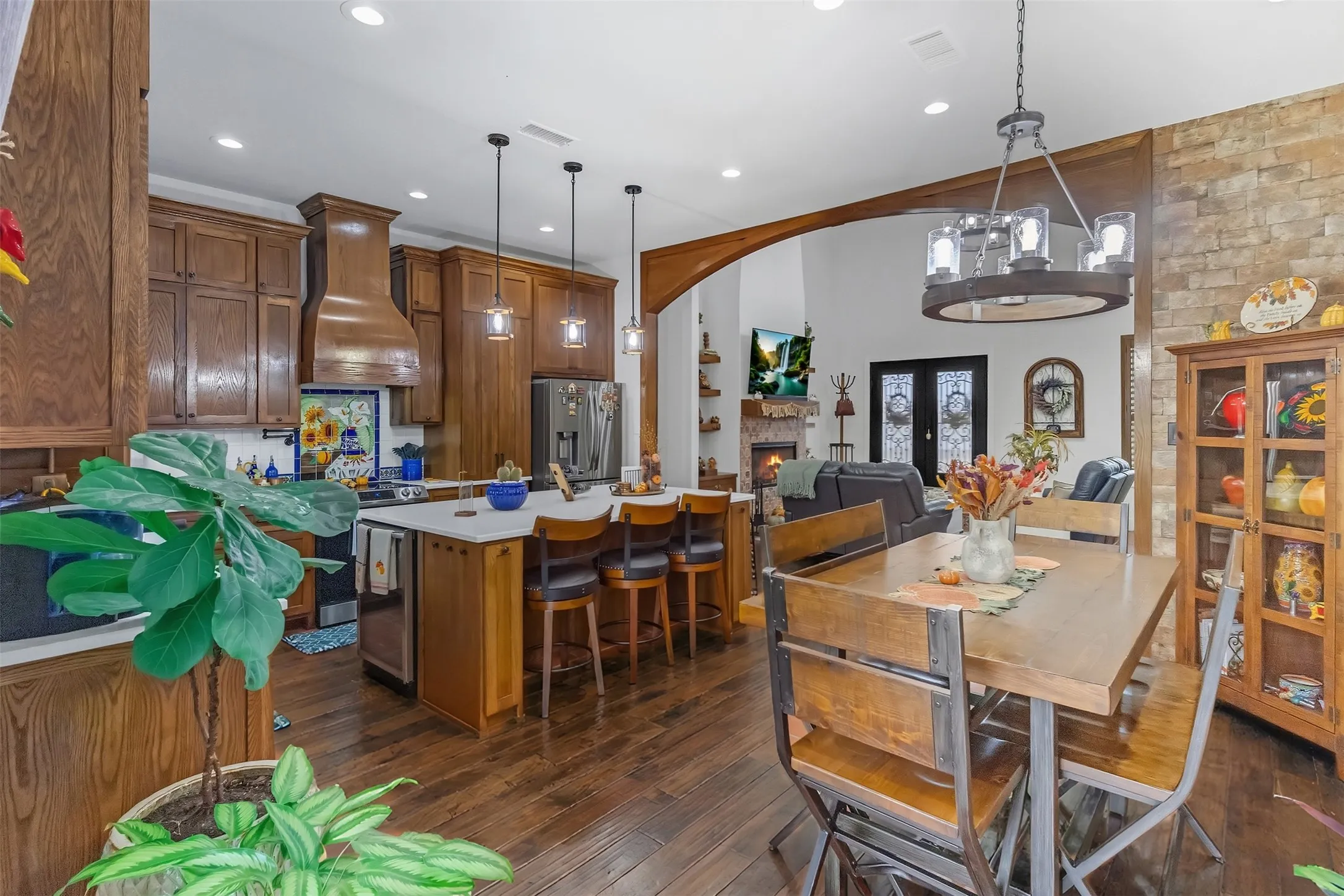 BREAKFAST ROOM
