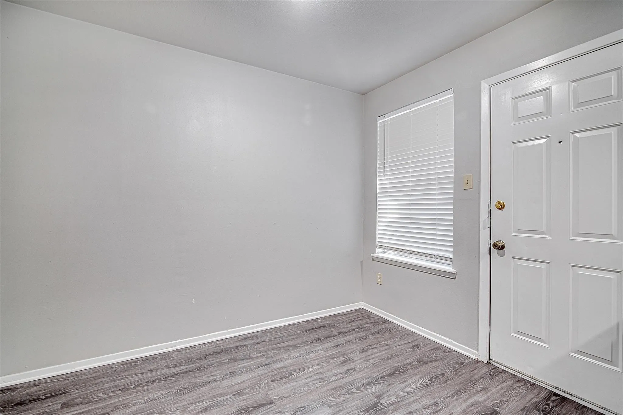 Quadruplex For Sale in Johnson County , 1403 Courtney Place, Cleburne, Texas 76033, 8 Bedroom, 8 Bathroom, Garage spaces, 0 Sqft, built in 1983, Preowned, mls#21189077, Real Estate Agent in Cleburne, Homes For Sale in Johnson county, Homes For Sale in Cleburne, Realtor in Cleburne Texas, Real Estate Brokerage Independent Realty Texas, Luminita Cordes Realtor