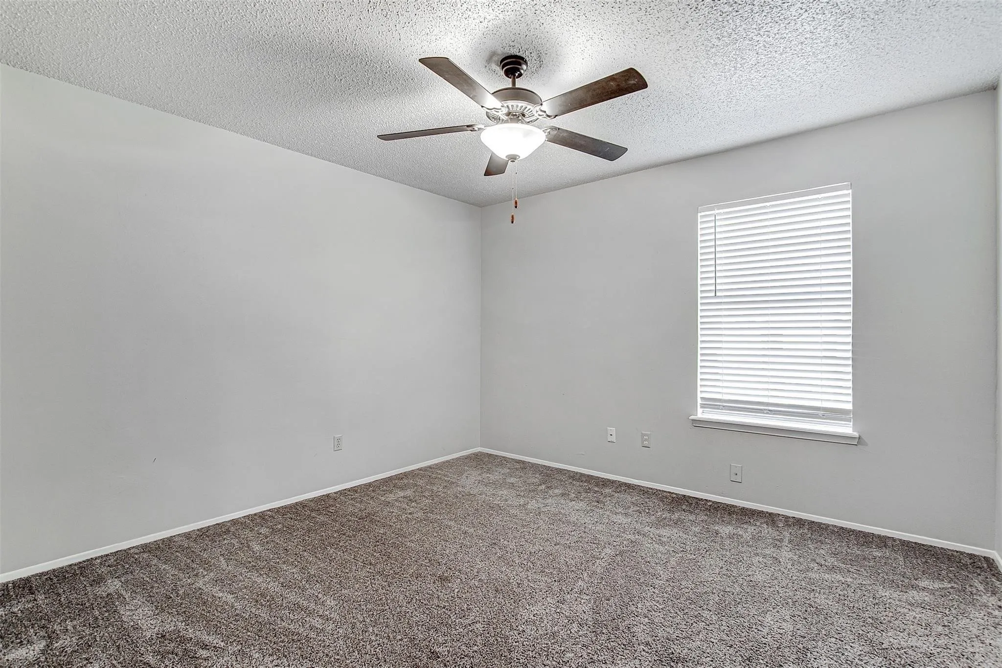 Quadruplex For Sale in Johnson County , 1403 Courtney Place, Cleburne, Texas 76033, 8 Bedroom, 8 Bathroom, Garage spaces, 0 Sqft, built in 1983, Preowned, mls#21189077, Real Estate Agent in Cleburne, Homes For Sale in Johnson county, Homes For Sale in Cleburne, Realtor in Cleburne Texas, Real Estate Brokerage Independent Realty Texas, Luminita Cordes Realtor