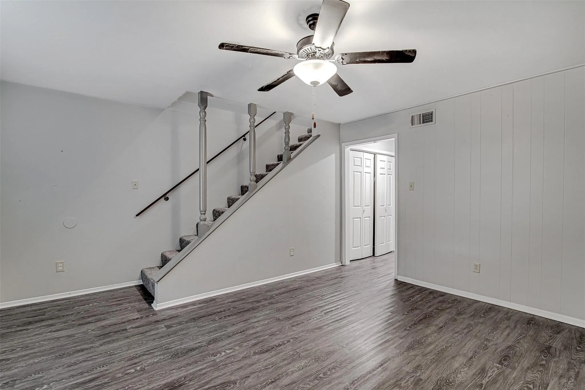 Quadruplex For Sale in Johnson County , 1403 Courtney Place, Cleburne, Texas 76033, 8 Bedroom, 8 Bathroom, Garage spaces, 0 Sqft, built in 1983, Preowned, mls#21189077, Real Estate Agent in Cleburne, Homes For Sale in Johnson county, Homes For Sale in Cleburne, Realtor in Cleburne Texas, Real Estate Brokerage Independent Realty Texas, Luminita Cordes Realtor