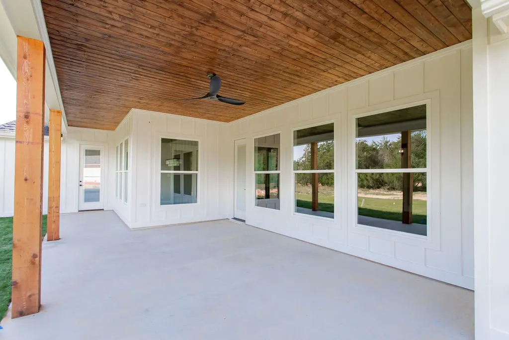 Single Family Residence For Sale in Smith County , 13942 Cedar Vista Lane, Tyler, Texas 75704, 4 Bedroom, 3 Bathroom, 3 Garage spaces, 2,387 Sqft, built in 2025, New Construction - Complete, mls#21203891, Real Estate Agent in Tyler, Homes For Sale in Smith county, Homes For Sale in Tyler, Realtor in Tyler Texas, Real Estate Brokerage Independent Realty Texas, Luminita Cordes Realtor