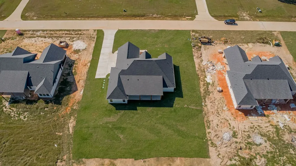 Single Family Residence For Sale in Smith County , 13942 Cedar Vista Lane, Tyler, Texas 75704, 4 Bedroom, 3 Bathroom, 3 Garage spaces, 2,387 Sqft, built in 2025, New Construction - Complete, mls#21203891, Real Estate Agent in Tyler, Homes For Sale in Smith county, Homes For Sale in Tyler, Realtor in Tyler Texas, Real Estate Brokerage Independent Realty Texas, Luminita Cordes Realtor