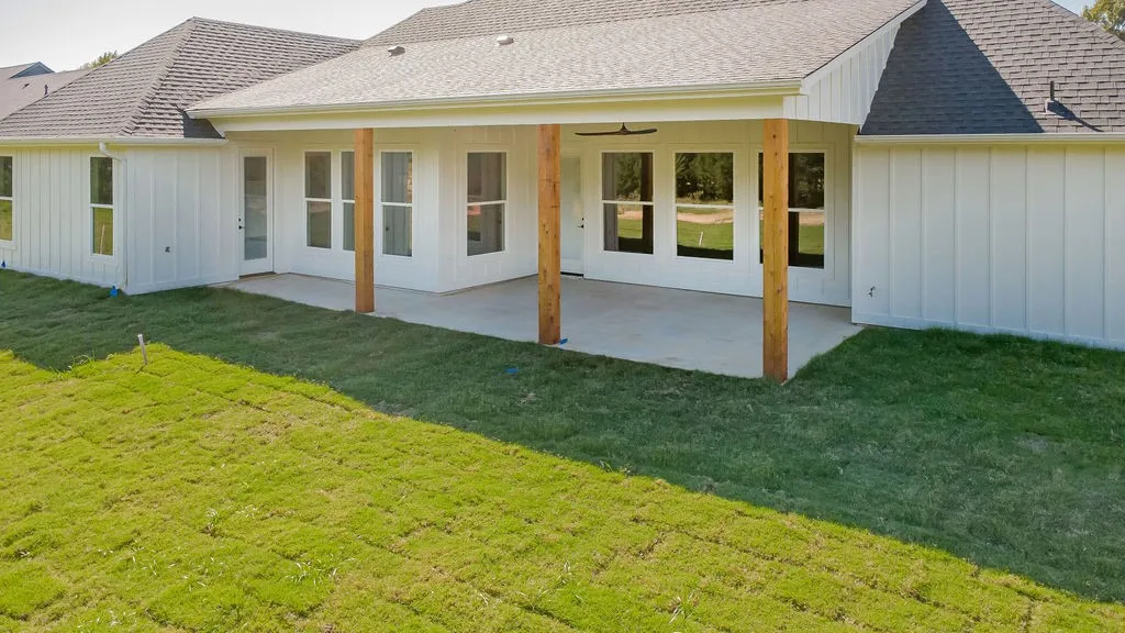 Single Family Residence For Sale in Smith County , 13942 Cedar Vista Lane, Tyler, Texas 75704, 4 Bedroom, 3 Bathroom, 3 Garage spaces, 2,387 Sqft, built in 2025, New Construction - Complete, mls#21203891, Real Estate Agent in Tyler, Homes For Sale in Smith county, Homes For Sale in Tyler, Realtor in Tyler Texas, Real Estate Brokerage Independent Realty Texas, Luminita Cordes Realtor