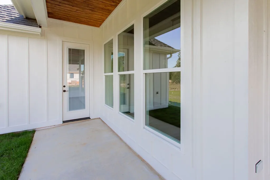 Single Family Residence For Sale in Smith County , 13942 Cedar Vista Lane, Tyler, Texas 75704, 4 Bedroom, 3 Bathroom, 3 Garage spaces, 2,387 Sqft, built in 2025, New Construction - Complete, mls#21203891, Real Estate Agent in Tyler, Homes For Sale in Smith county, Homes For Sale in Tyler, Realtor in Tyler Texas, Real Estate Brokerage Independent Realty Texas, Luminita Cordes Realtor