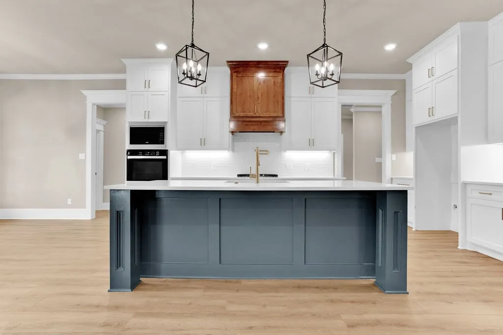 Single Family Residence For Sale in Smith County , 13942 Cedar Vista Lane, Tyler, Texas 75704, 4 Bedroom, 3 Bathroom, 3 Garage spaces, 2,387 Sqft, built in 2025, New Construction - Complete, mls#21203891, Real Estate Agent in Tyler, Homes For Sale in Smith county, Homes For Sale in Tyler, Realtor in Tyler Texas, Real Estate Brokerage Independent Realty Texas, Luminita Cordes Realtor