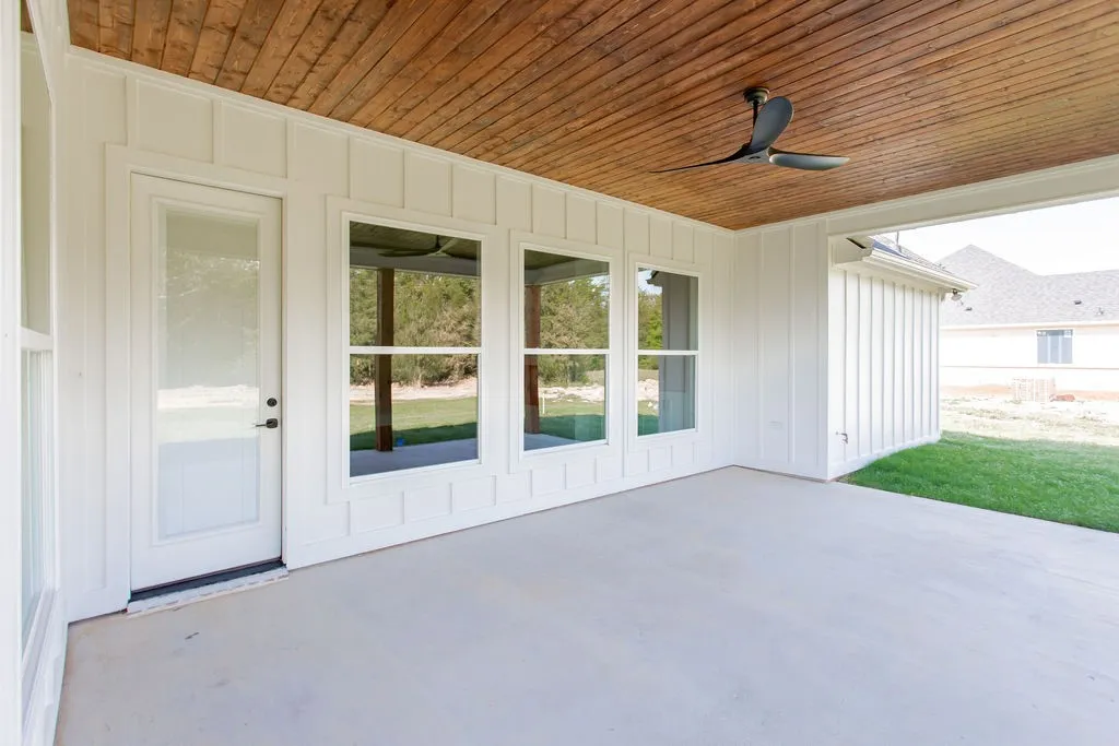 Single Family Residence For Sale in Smith County , 13942 Cedar Vista Lane, Tyler, Texas 75704, 4 Bedroom, 3 Bathroom, 3 Garage spaces, 2,387 Sqft, built in 2025, New Construction - Complete, mls#21203891, Real Estate Agent in Tyler, Homes For Sale in Smith county, Homes For Sale in Tyler, Realtor in Tyler Texas, Real Estate Brokerage Independent Realty Texas, Luminita Cordes Realtor