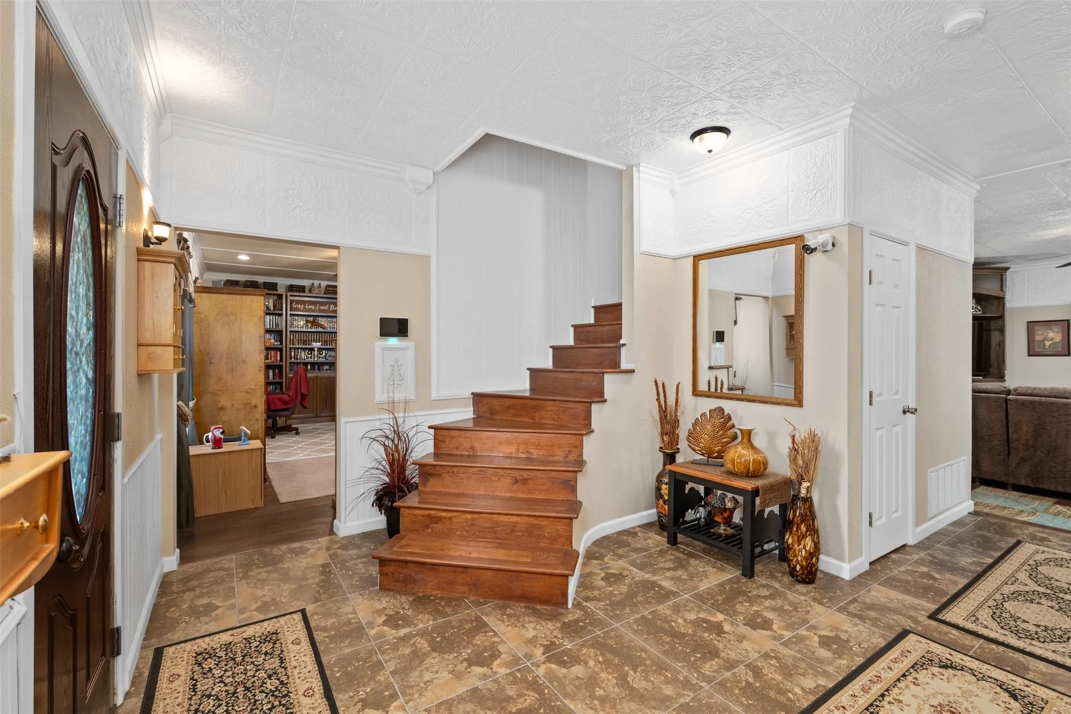 Single Family Residence For Sale in Johnson County , 6160 County Road 319, Alvarado, Texas 76009, 5 Bedroom, 5 Bathroom, 3 Garage spaces, 4,392 Sqft, built in 2008, Preowned, mls#21197443, Real Estate Agent in Alvarado, Homes For Sale in Johnson county, Homes For Sale in Alvarado, Realtor in Alvarado Texas, Real Estate Brokerage Independent Realty Texas, Luminita Cordes Realtor