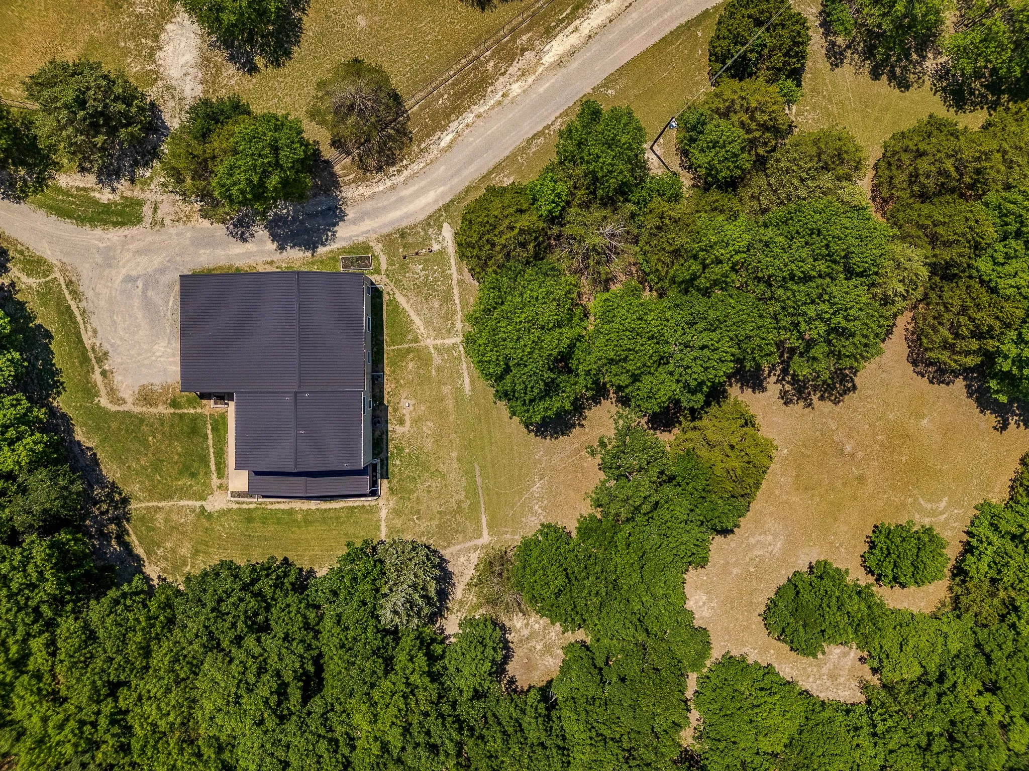 Single Family Residence For Sale in Grayson County , 1878 N Lincoln Park Road, Van Alstyne, Texas 75495, 3 Bedrooms, 3 Bathrooms, 2 Garage spaces, 2,153 Sqft, built in 2003, Preowned, Price $1,098,000, mls#21198483, Real Estate Agent in Van Alstyne, Homes For Sale in Grayson county, Homes For Sale in Van Alstyne, Realtor in Van Alstyne Texas, Real Estate Brokerage Independent Realty Texas, Luminita Cordes Realtor