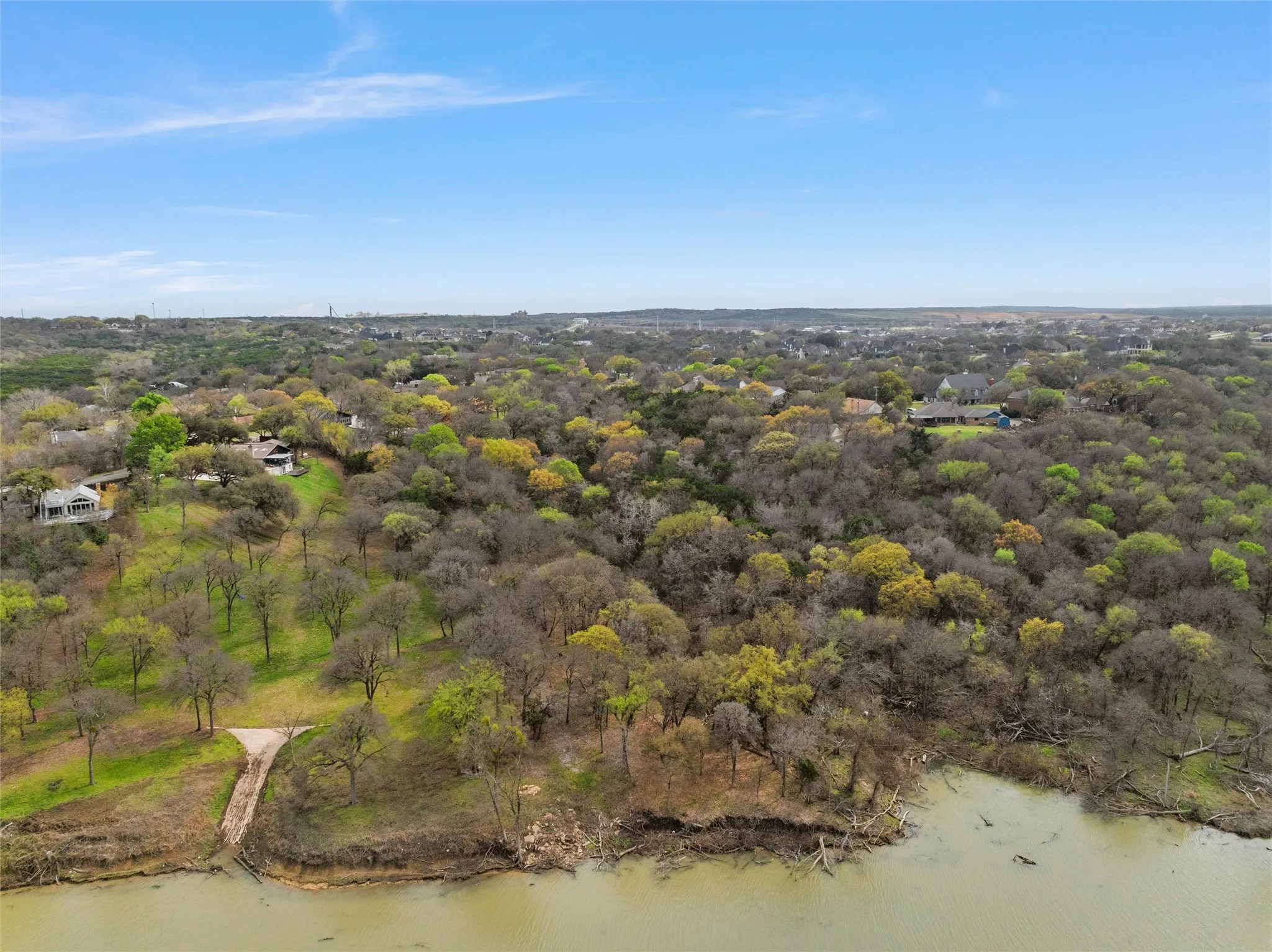 Single Family Residence For Sale in Mc Lennan County , 14014 Harbor Drive, Woodway, Texas 76712, 4 Bedroom, 4 Bathroom, Garage spaces, 2,864 Sqft, built in 1963, mls#21203835, Real Estate Agent in Woodway, Homes For Sale in Mc Lennan county, Homes For Sale in Woodway, Realtor in Woodway Texas, Real Estate Brokerage Independent Realty Texas, Luminita Cordes Realtor