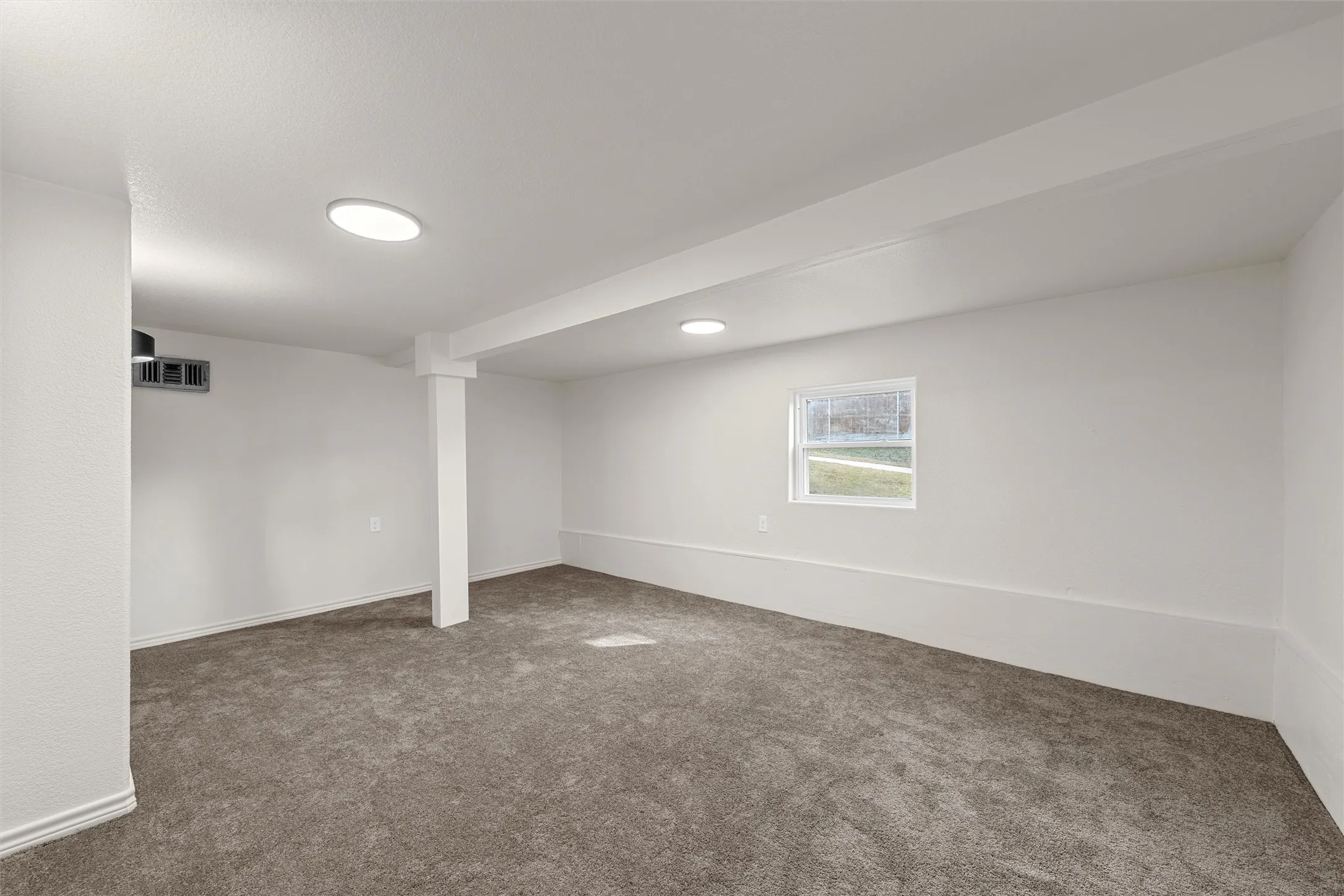 Single Family Residence For Sale in Mc Lennan County , 14014 Harbor Drive, Woodway, Texas 76712, 4 Bedroom, 4 Bathroom, Garage spaces, 2,864 Sqft, built in 1963, mls#21203835, Real Estate Agent in Woodway, Homes For Sale in Mc Lennan county, Homes For Sale in Woodway, Realtor in Woodway Texas, Real Estate Brokerage Independent Realty Texas, Luminita Cordes Realtor