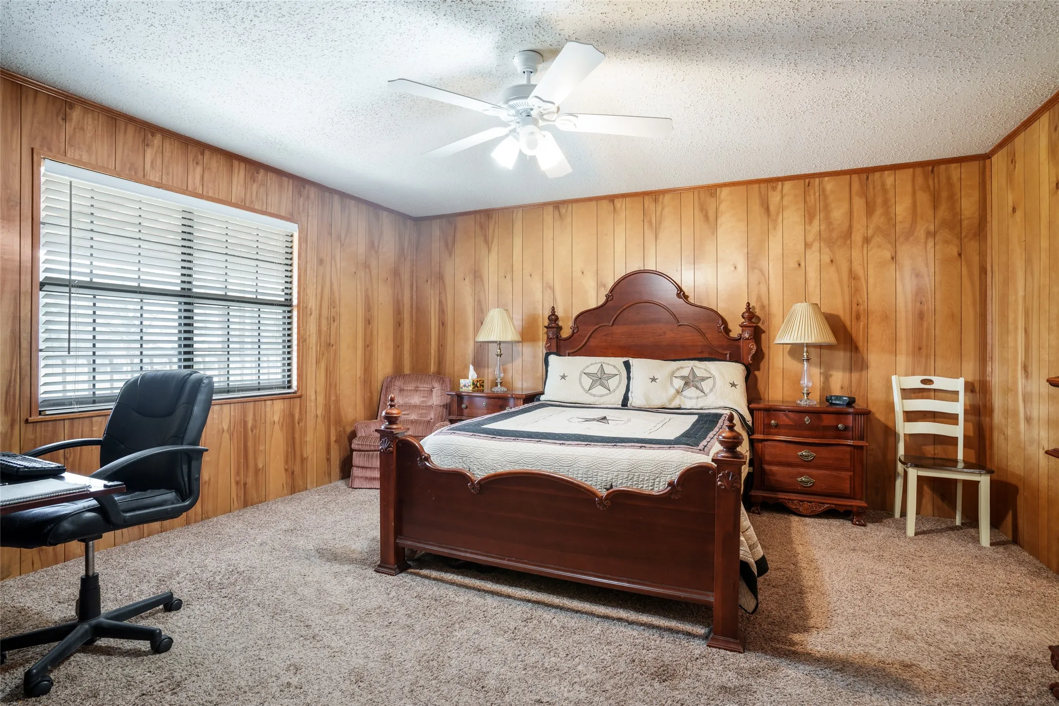Farm For Sale in Red River (TX) County , 2964 FM 2120, Bagwell, Texas 75412, 9 Bedrooms, 6 Bathrooms, Garage spaces, 5,200 Sqft, built in 1996, Price $949,000, mls#21203102, Real Estate Agent in Bagwell, Homes For Sale in Red River (TX) county, Homes For Sale in Bagwell, Realtor in Bagwell Texas, Real Estate Brokerage Independent Realty Texas, Luminita Cordes Realtor