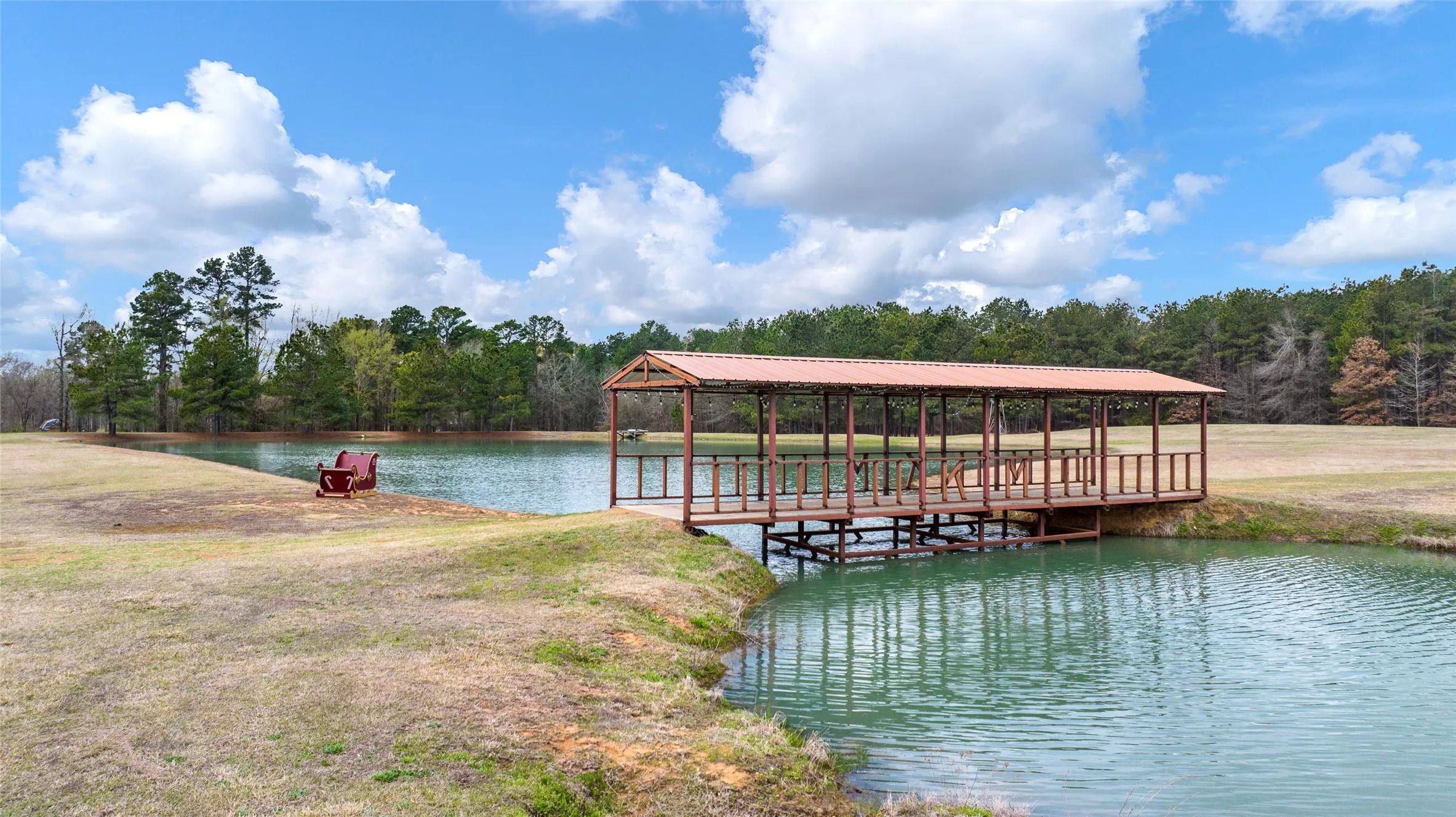 Farm For Sale in Red River (TX) County , 2964 FM 2120, Bagwell, Texas 75412, 9 Bedrooms, 6 Bathrooms, Garage spaces, 5,200 Sqft, built in 1996, Price $949,000, mls#21203102, Real Estate Agent in Bagwell, Homes For Sale in Red River (TX) county, Homes For Sale in Bagwell, Realtor in Bagwell Texas, Real Estate Brokerage Independent Realty Texas, Luminita Cordes Realtor