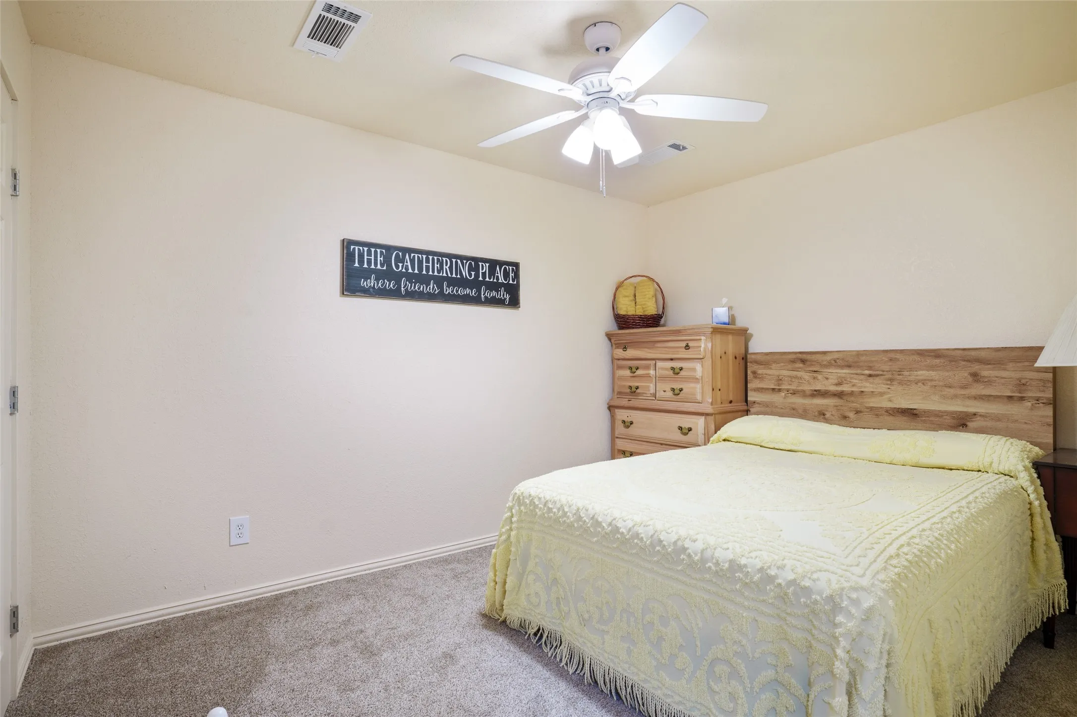 Farm For Sale in Red River (TX) County , 2964 FM 2120, Bagwell, Texas 75412, 9 Bedrooms, 6 Bathrooms, Garage spaces, 5,200 Sqft, built in 1996, Price $949,000, mls#21203102, Real Estate Agent in Bagwell, Homes For Sale in Red River (TX) county, Homes For Sale in Bagwell, Realtor in Bagwell Texas, Real Estate Brokerage Independent Realty Texas, Luminita Cordes Realtor