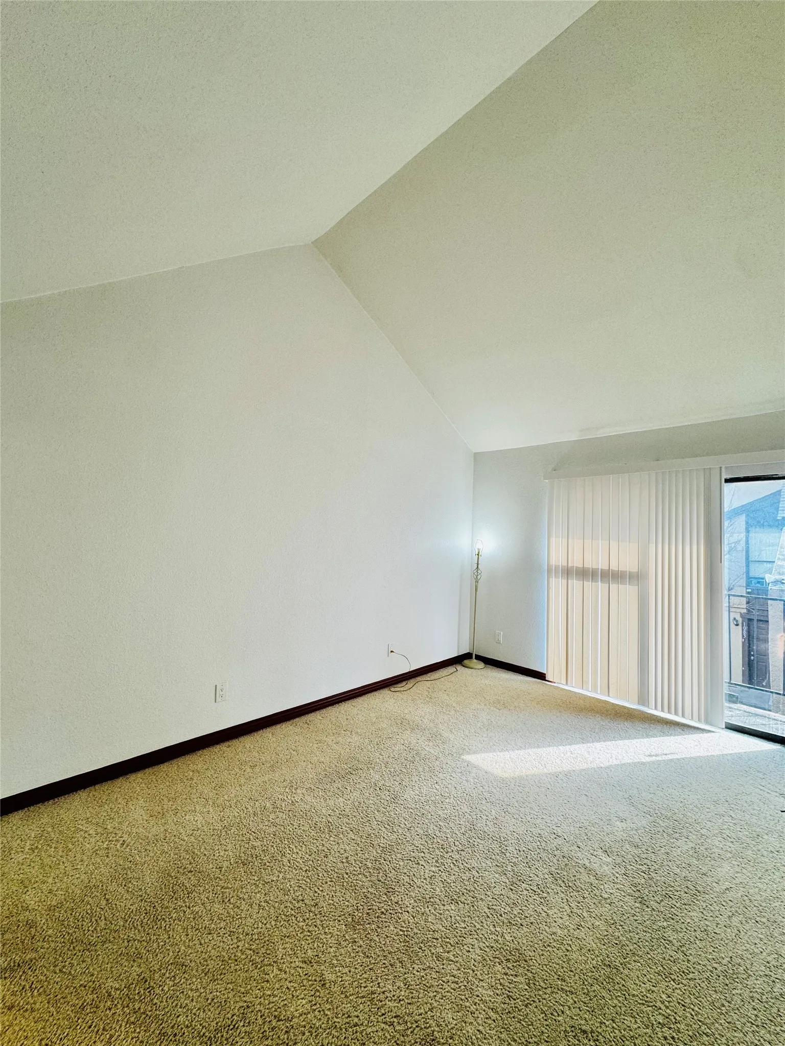 Condominium For Sale in Dallas County , 7152 Fair Oaks Avenue 2087, Dallas, Texas 75231, 2 Bedrooms, 2 Bathrooms, Garage spaces, 939 Sqft, built in 1975, Price $115,000, mls#21204087, Real Estate Agent in Dallas, Homes For Sale in Dallas county, Homes For Sale in Dallas, Realtor in Dallas Texas, Real Estate Brokerage Independent Realty Texas, Luminita Cordes Realtor