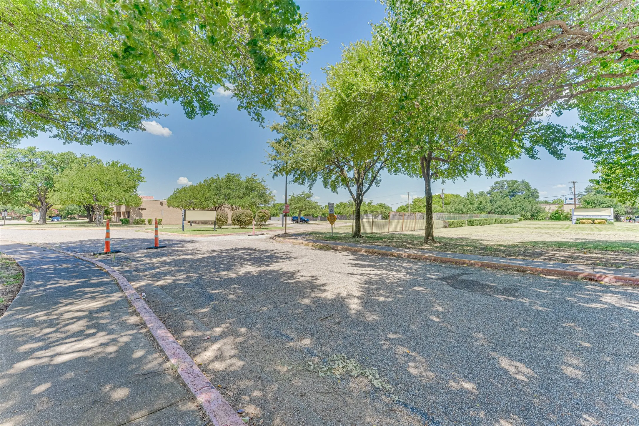 Office For Sale in Dallas County , 2909 S Hampton I-102, Dallas, Texas 75224, 0, 0, Garage spaces, 0 Sqft, built in 1985, Preowned, mls#21204134, Real Estate Agent in Dallas, Homes For Sale in Dallas county, Homes For Sale in Dallas, Realtor in Dallas Texas, Real Estate Brokerage Independent Realty Texas, Luminita Cordes Realtor