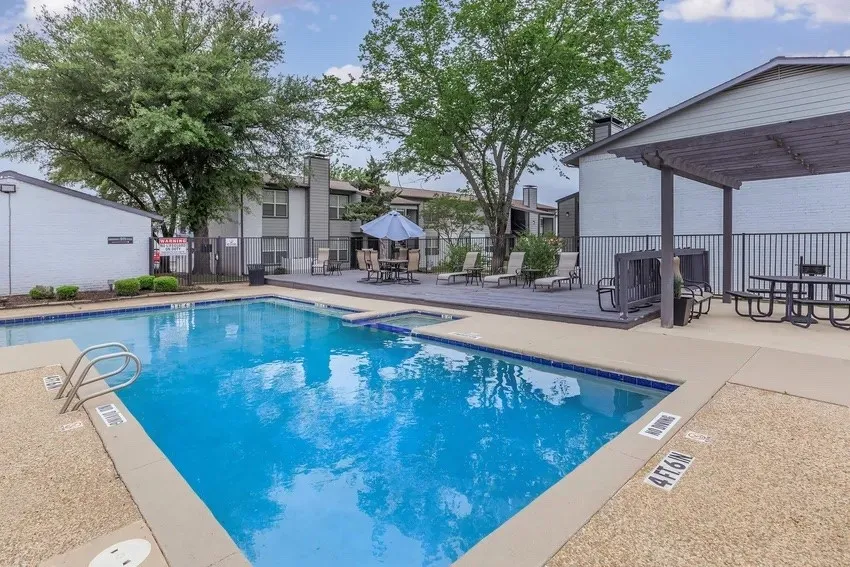 Apartment For Rent in Hunt County , 6115 Jack Finney Boulevard, Greenville, Texas 75402, 1 Bedroom, 1 Bathroom, Garage spaces, 668 Sqft, built in 1978, Price $895, mls#21204149, Real Estate Agent in Greenville, Homes For Rent in Hunt county, Homes For Rent in Greenville, Realtor in Greenville Texas, Real Estate Brokerage Independent Realty Texas, Luminita Cordes Realtor