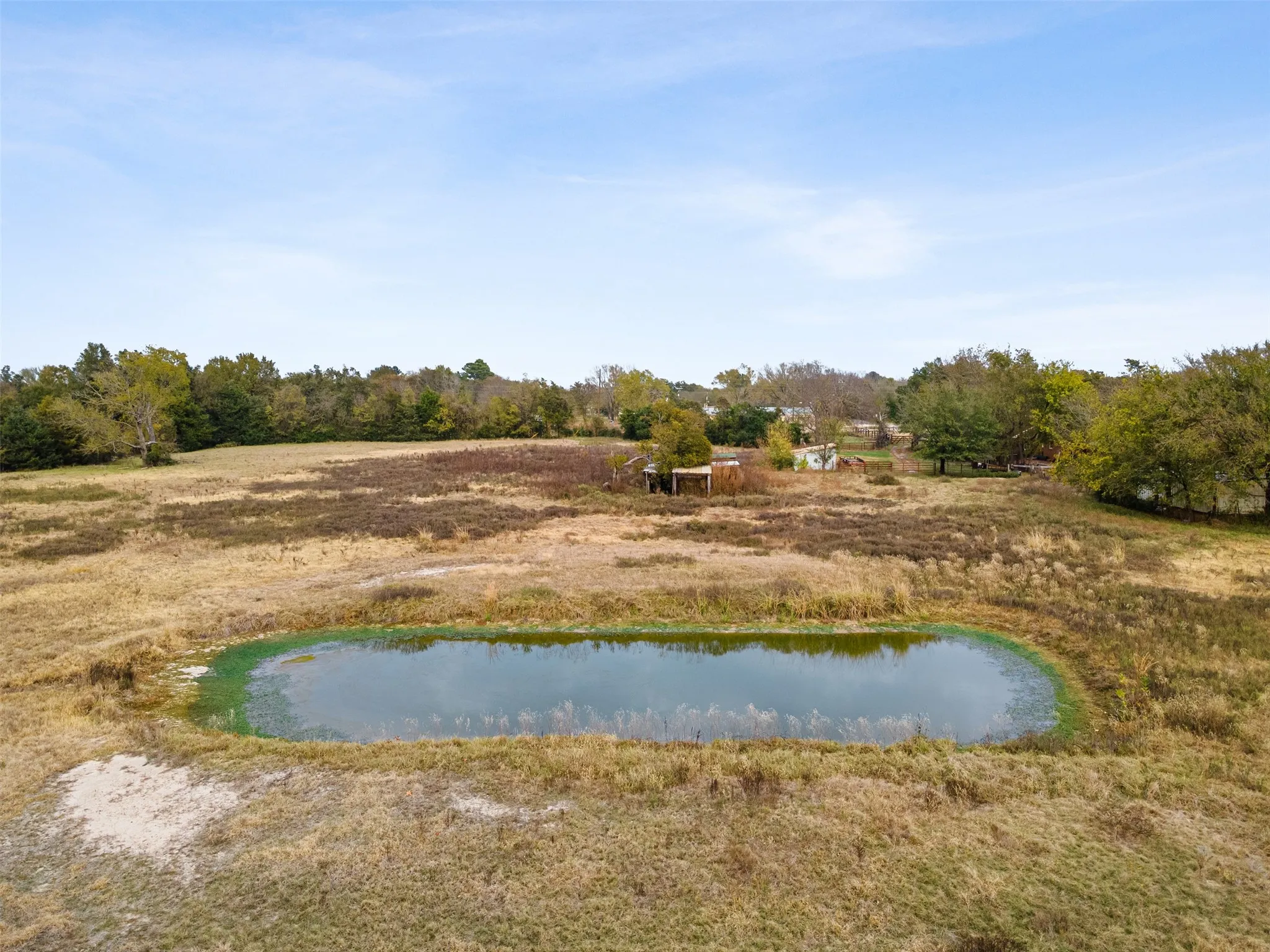 Farm For Sale in Limestone County , 195 County Road 852, Donie, Texas 75838, 3 Bedrooms, 2 Bathrooms, 1 Garage spaces, 2,215 Sqft, built in 1965, Price $345,000, mls#21203138, Real Estate Agent in Donie, Homes For Sale in Limestone county, Homes For Sale in Donie, Realtor in Donie Texas, Real Estate Brokerage Independent Realty Texas, Luminita Cordes Realtor