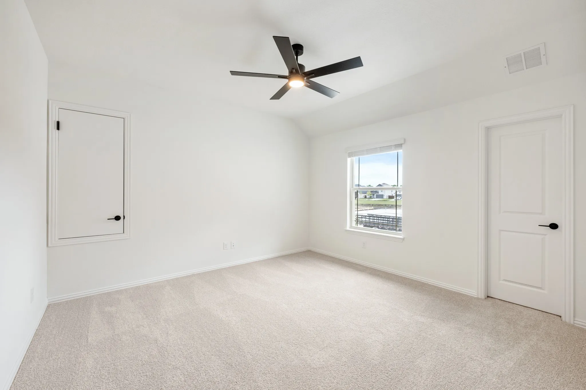 Single Family Residence For Sale in Rockwall County , 2349 Flora Drive, Mclendon Chisholm, Texas 75032, 5 Bedroom, 4 Bathroom, 2 Garage spaces, 3,696 Sqft, built in 2026, New Construction - Complete, mls#21204093, Real Estate Agent in Mclendon Chisholm, Homes For Sale in Rockwall county, Homes For Sale in Mclendon Chisholm, Realtor in Mclendon Chisholm Texas, Real Estate Brokerage Independent Realty Texas, Luminita Cordes Realtor