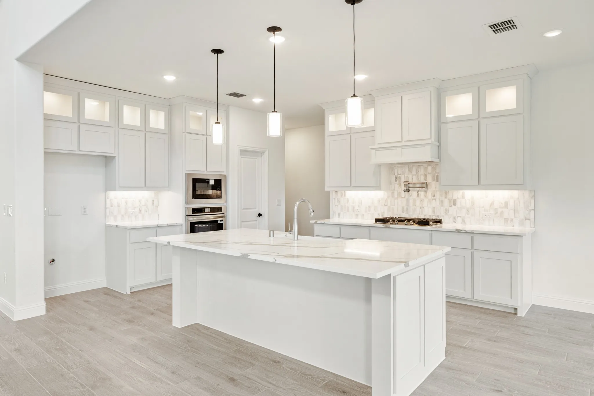 Single Family Residence For Sale in Rockwall County , 2349 Flora Drive, Mclendon Chisholm, Texas 75032, 5 Bedroom, 4 Bathroom, 2 Garage spaces, 3,696 Sqft, built in 2026, New Construction - Complete, mls#21204093, Real Estate Agent in Mclendon Chisholm, Homes For Sale in Rockwall county, Homes For Sale in Mclendon Chisholm, Realtor in Mclendon Chisholm Texas, Real Estate Brokerage Independent Realty Texas, Luminita Cordes Realtor