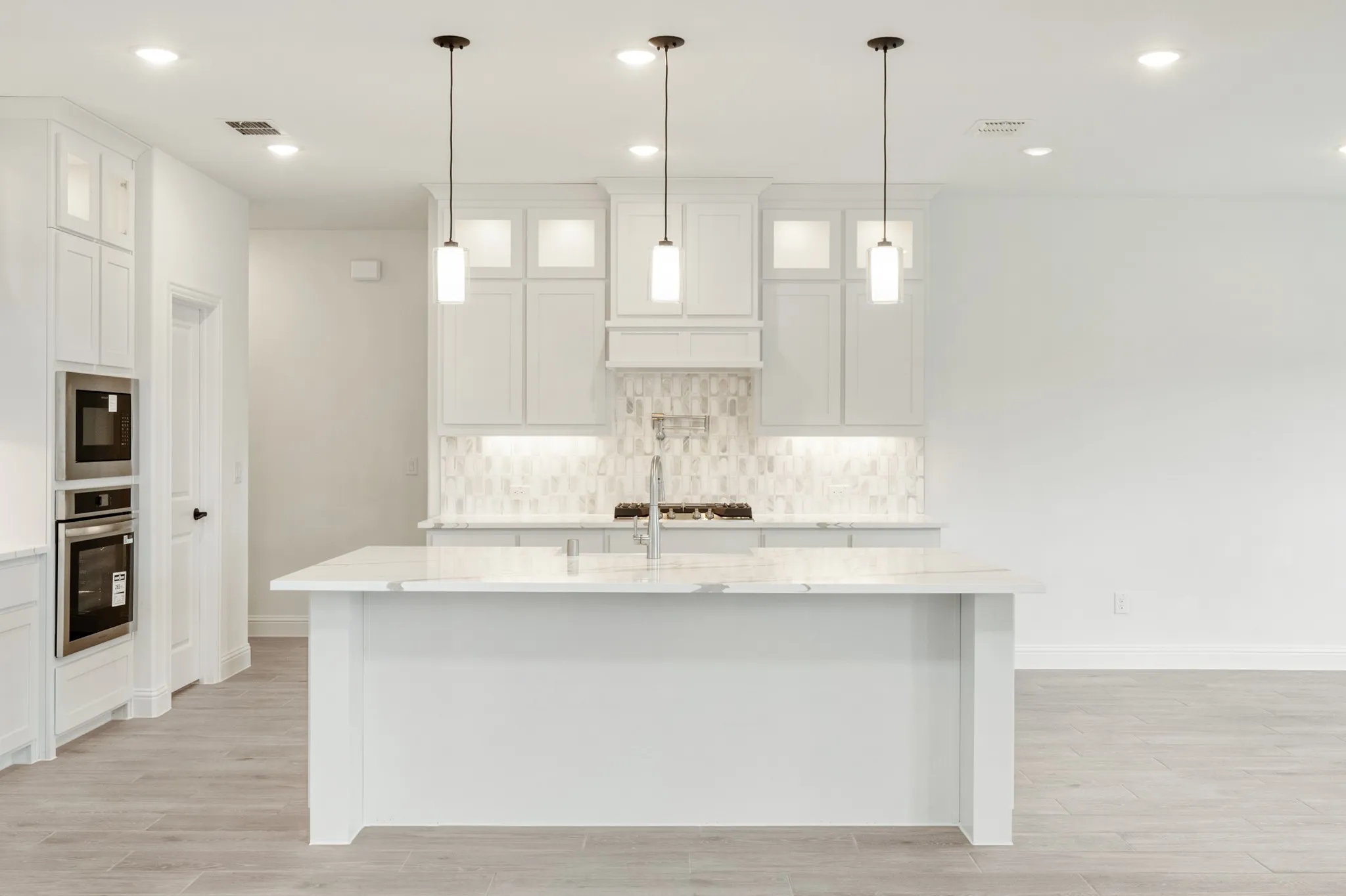 Single Family Residence For Sale in Rockwall County , 2349 Flora Drive, Mclendon Chisholm, Texas 75032, 5 Bedroom, 4 Bathroom, 2 Garage spaces, 3,696 Sqft, built in 2026, New Construction - Complete, mls#21204093, Real Estate Agent in Mclendon Chisholm, Homes For Sale in Rockwall county, Homes For Sale in Mclendon Chisholm, Realtor in Mclendon Chisholm Texas, Real Estate Brokerage Independent Realty Texas, Luminita Cordes Realtor