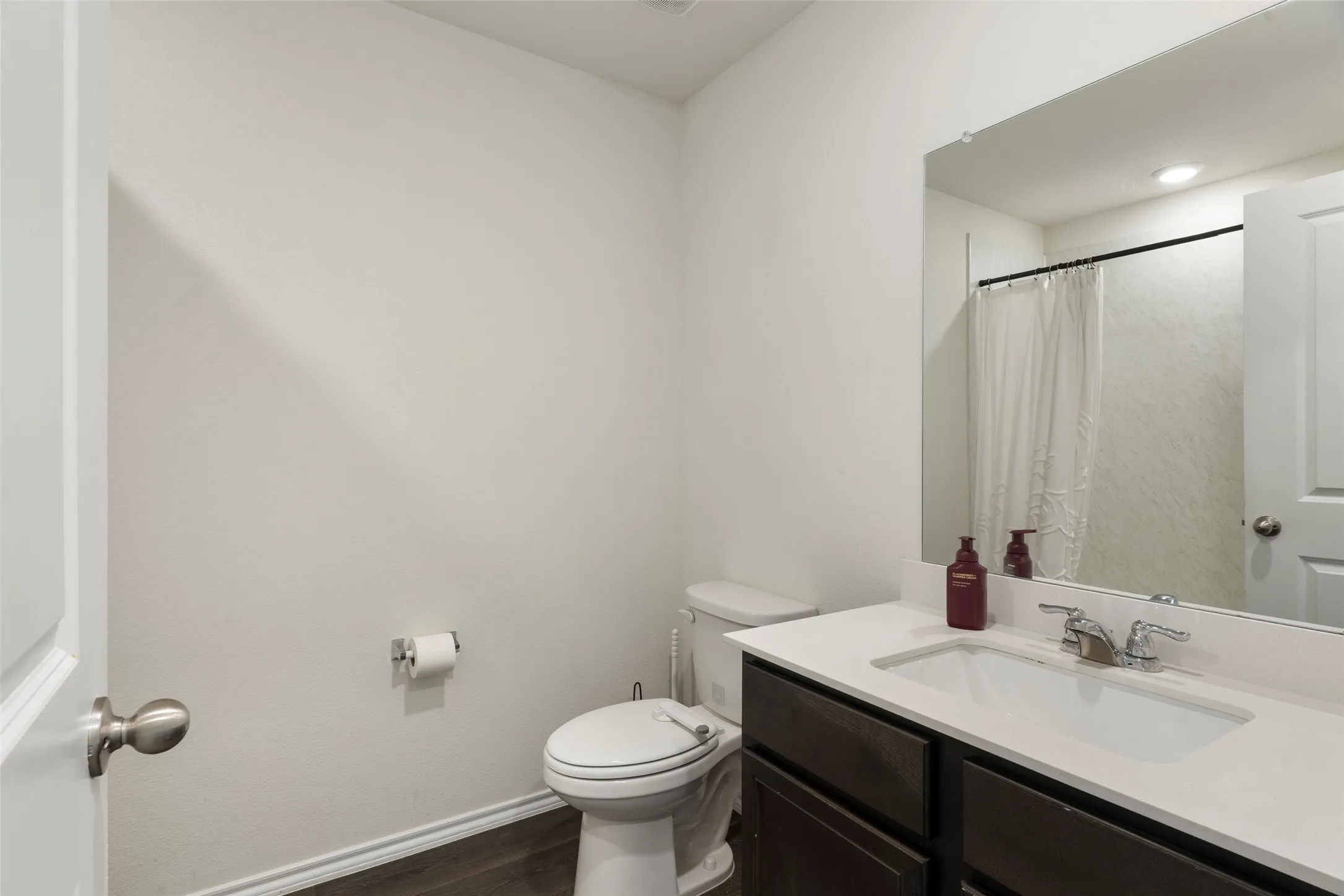 Single Family Residence For Sale in Denton County , 11401 Headwater Court, Providence Village, Texas 76227, 3 Bedrooms, 2 Bathrooms, 2 Garage spaces, 1,563 Sqft, built in 2021, Price $296,700, mls#21204187, Real Estate Agent in Providence Village, Homes For Sale in Denton county, Homes For Sale in Providence Village, Realtor in Providence Village Texas, Real Estate Brokerage Independent Realty Texas, Luminita Cordes Realtor
