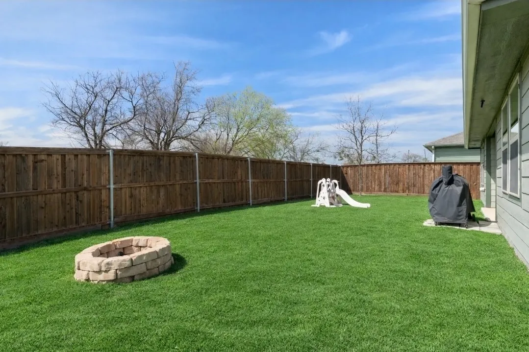 Single Family Residence For Sale in Denton County , 11401 Headwater Court, Providence Village, Texas 76227, 3 Bedrooms, 2 Bathrooms, 2 Garage spaces, 1,563 Sqft, built in 2021, Price $296,700, mls#21204187, Real Estate Agent in Providence Village, Homes For Sale in Denton county, Homes For Sale in Providence Village, Realtor in Providence Village Texas, Real Estate Brokerage Independent Realty Texas, Luminita Cordes Realtor