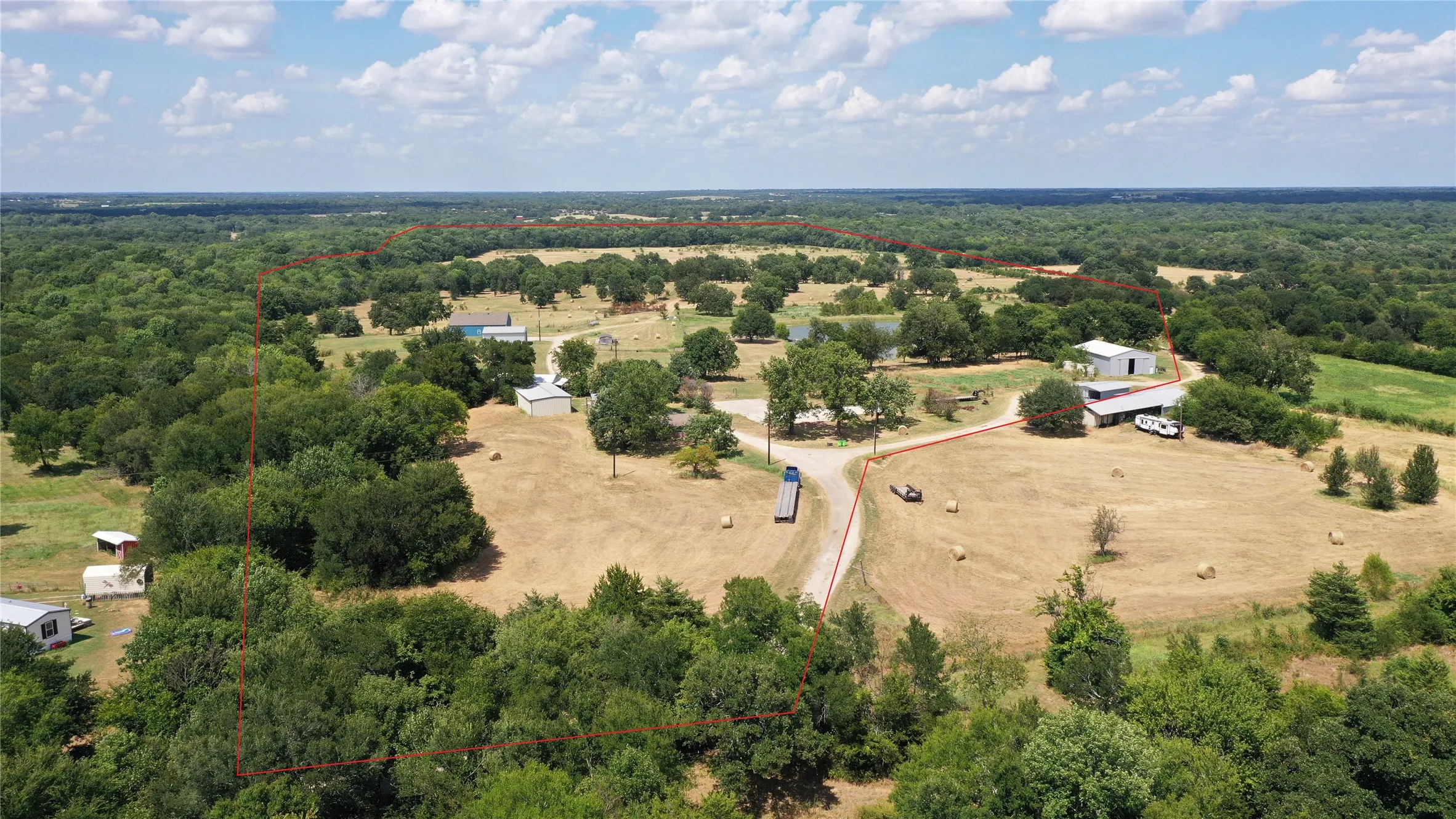 Farm For Sale in Hunt County , 2238 County Road 1081, Greenville, Texas 75401, 4 Bedroom, 3 Bathroom, Garage spaces, 3,150 Sqft, built in 2023, Price $2,375,000, mls#21204310, Real Estate Agent in Greenville, Homes For Sale in Hunt county, Homes For Sale in Greenville, Realtor in Greenville Texas, Real Estate Brokerage Independent Realty Texas, Luminita Cordes Realtor