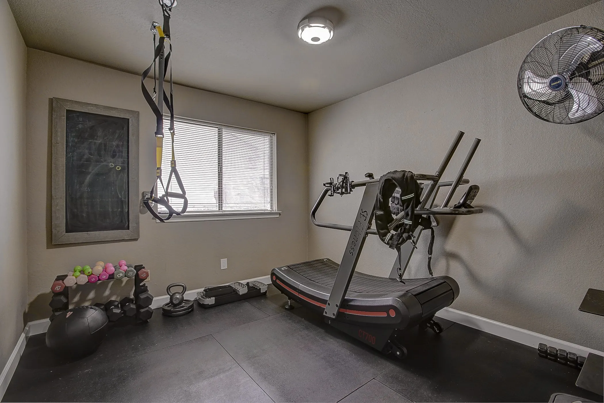 Single Family Residence For Sale in Dallas County , 1413 Wagonwheel Court, Irving, Texas 75061, 4 Bedroom, 3 Bathroom, 2 Garage spaces, 2,924 Sqft, built in 1981, Price $449,000, mls#21203946, Real Estate Agent in Irving, Homes For Sale in Dallas county, Homes For Sale in Irving, Realtor in Irving Texas, Real Estate Brokerage Independent Realty Texas, Luminita Cordes Realtor