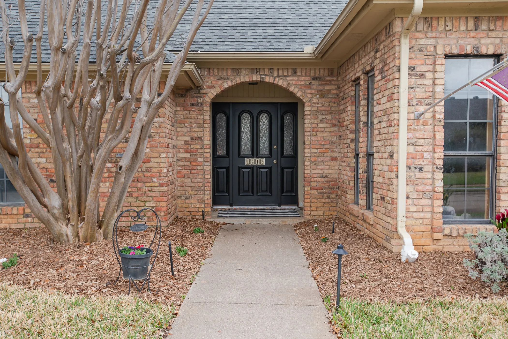 Single Family Residence For Sale in Dallas County , 1413 Wagonwheel Court, Irving, Texas 75061, 4 Bedroom, 3 Bathroom, 2 Garage spaces, 2,924 Sqft, built in 1981, Price $449,000, mls#21203946, Real Estate Agent in Irving, Homes For Sale in Dallas county, Homes For Sale in Irving, Realtor in Irving Texas, Real Estate Brokerage Independent Realty Texas, Luminita Cordes Realtor
