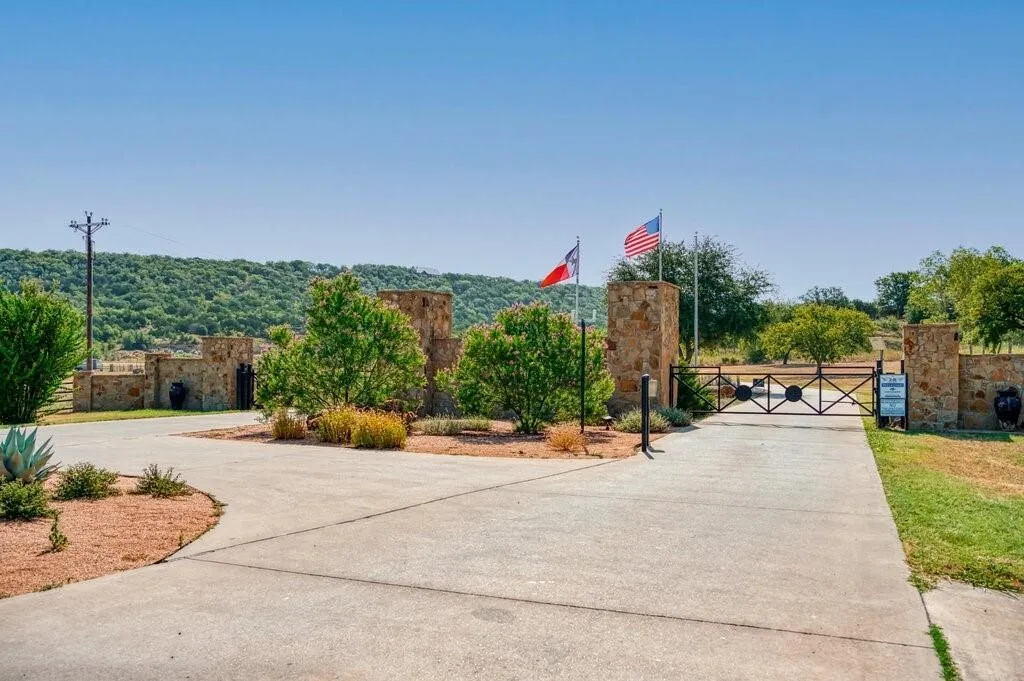 Unimproved Land For Sale in Palo Pinto County , 000 Arts Way, Gordon, Texas 76453, 0, 0, Garage spaces, 0 Sqft, built in 0, mls#21202778, Real Estate Agent in Gordon, Homes For Sale in Palo Pinto county, Homes For Sale in Gordon, Realtor in Gordon Texas, Real Estate Brokerage Independent Realty Texas, Luminita Cordes Realtor