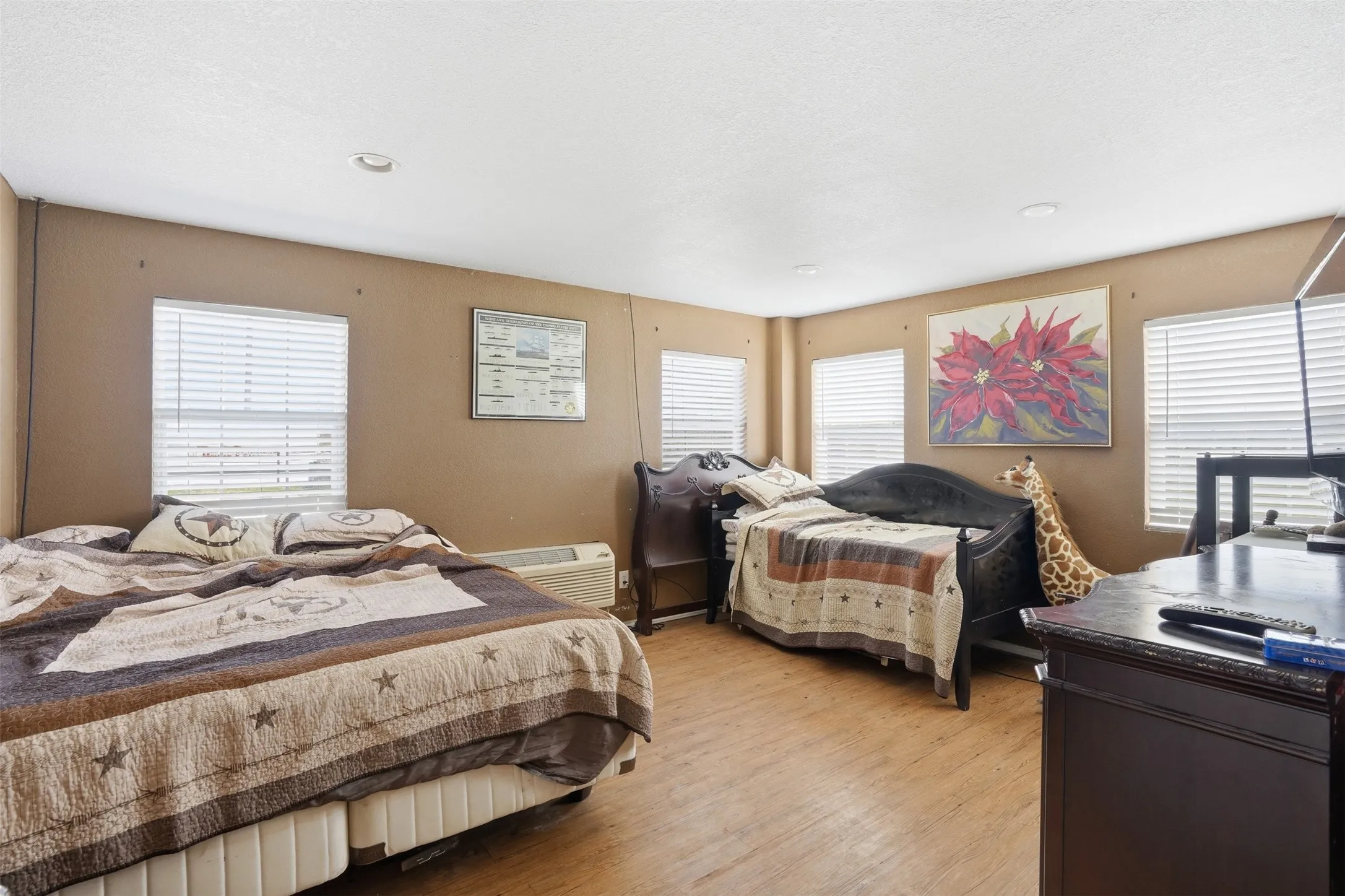 Large Bedroom in guest quarters. perfect for the in- laws or guest.
