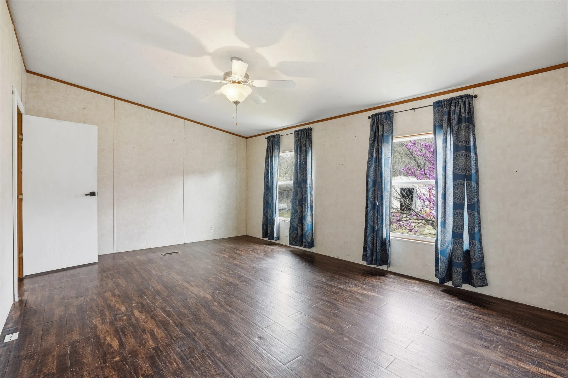 Business For Sale in Young County , 557 Farm to Market 3003, Graham, Texas 76450, 0, 0, Garage spaces, 0 Sqft, built in 2008, Preowned, mls#21203247, Real Estate Agent in Graham, Homes For Sale in Young county, Homes For Sale in Graham, Realtor in Graham Texas, Real Estate Brokerage Independent Realty Texas, Luminita Cordes Realtor