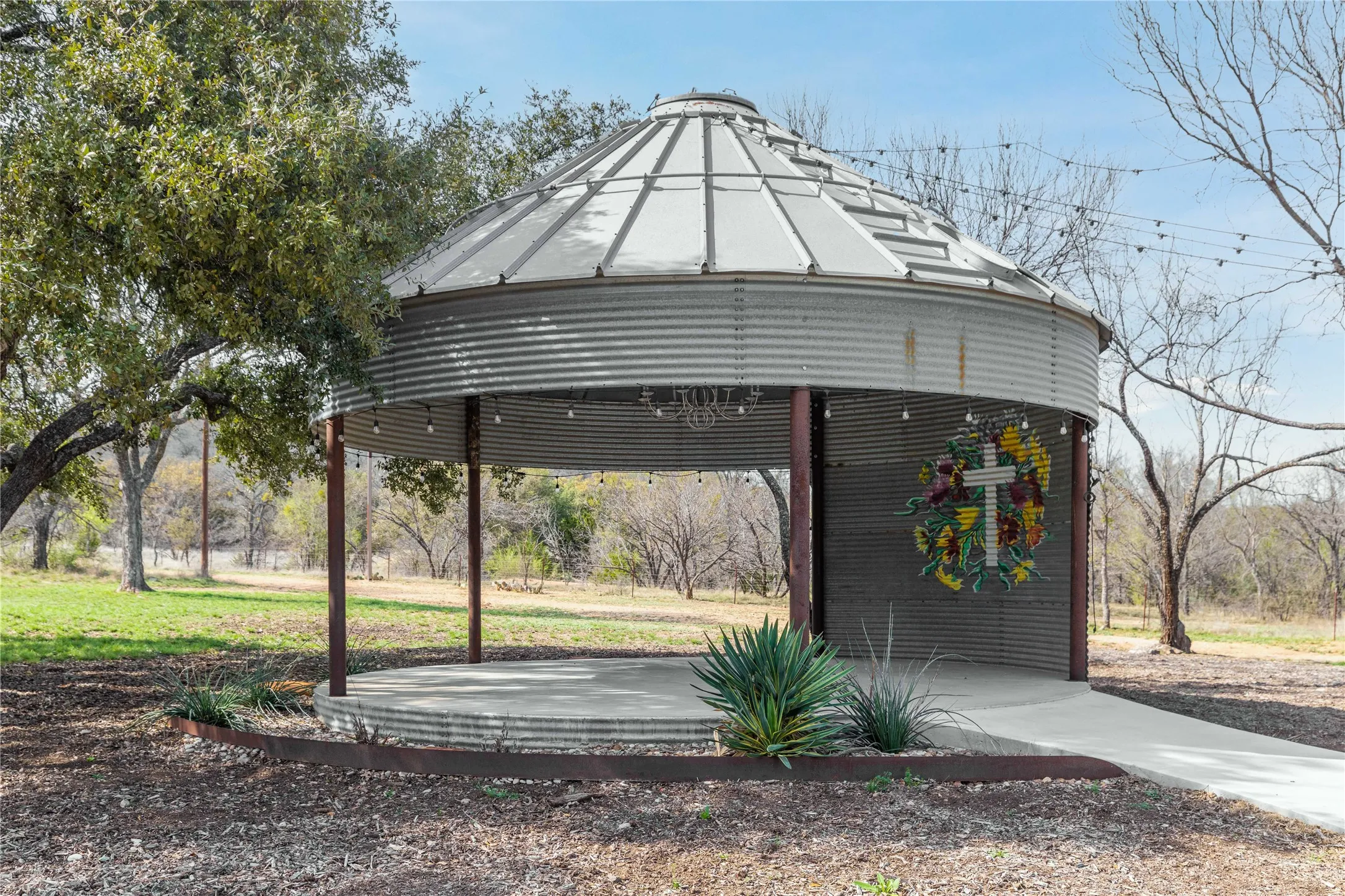 Surrounding community featuring a gazebo