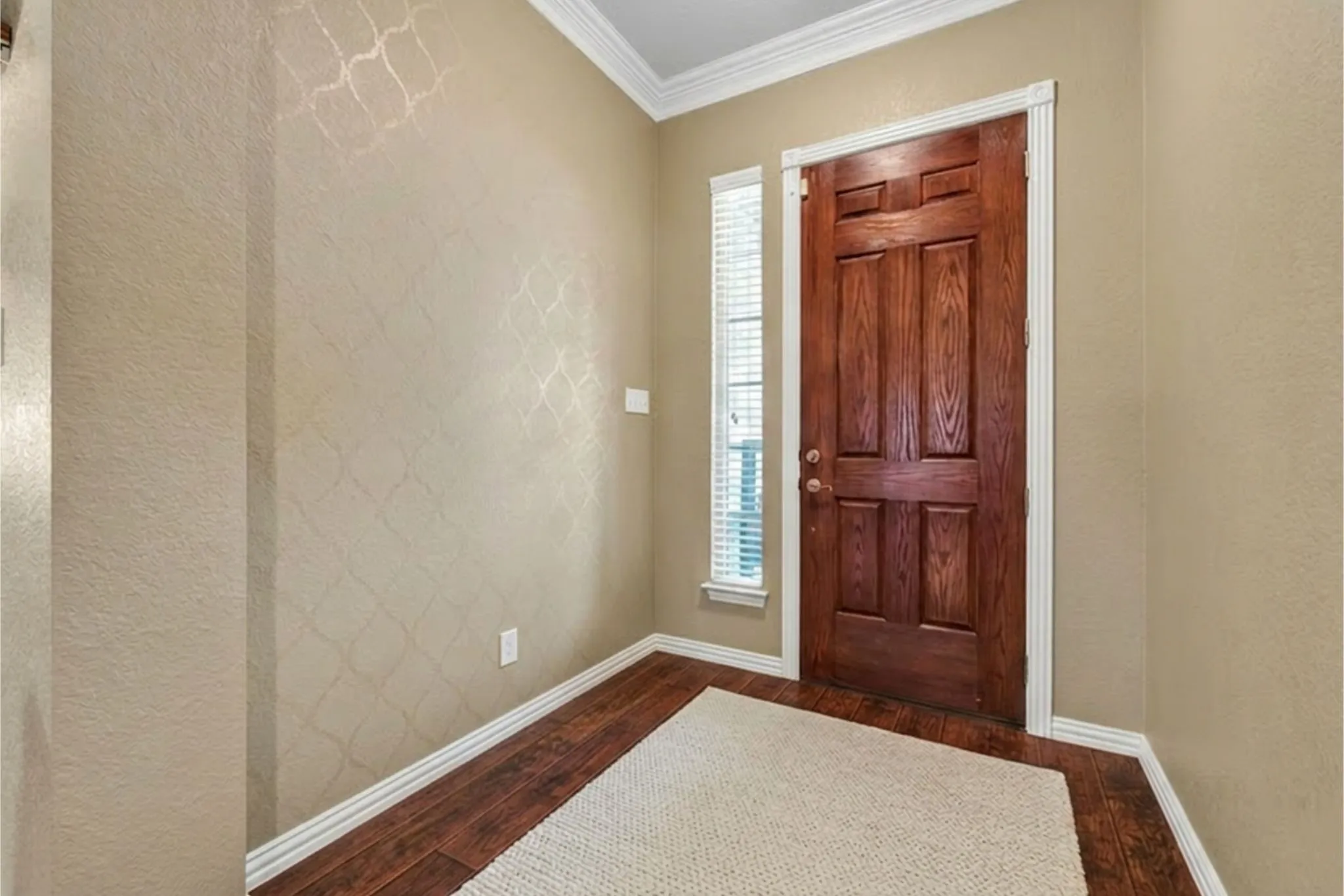 Single Family Residence For Sale in Johnson County , 108 Lauren Court, Joshua, Texas 76058, 4 Bedroom, 3 Bathroom, 3 Garage spaces, 2,378 Sqft, built in 2012, Preowned, mls#21204503, Real Estate Agent in Joshua, Homes For Sale in Johnson county, Homes For Sale in Joshua, Realtor in Joshua Texas, Real Estate Brokerage Independent Realty Texas, Luminita Cordes Realtor