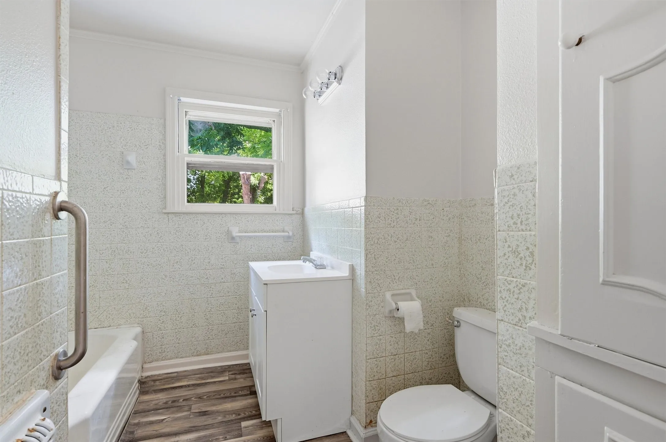 Single Family Residence For Sale in Grayson County , 545 N Wharton Street, Sherman, Texas 75092, 3 Bedroom, 1 Bathroom, 1 Garage spaces, 1,251 Sqft, built in 1920, Preowned, mls#21202198, Real Estate Agent in Sherman, Homes For Sale in Grayson county, Homes For Sale in Sherman, Realtor in Sherman Texas, Real Estate Brokerage Independent Realty Texas, Luminita Cordes Realtor