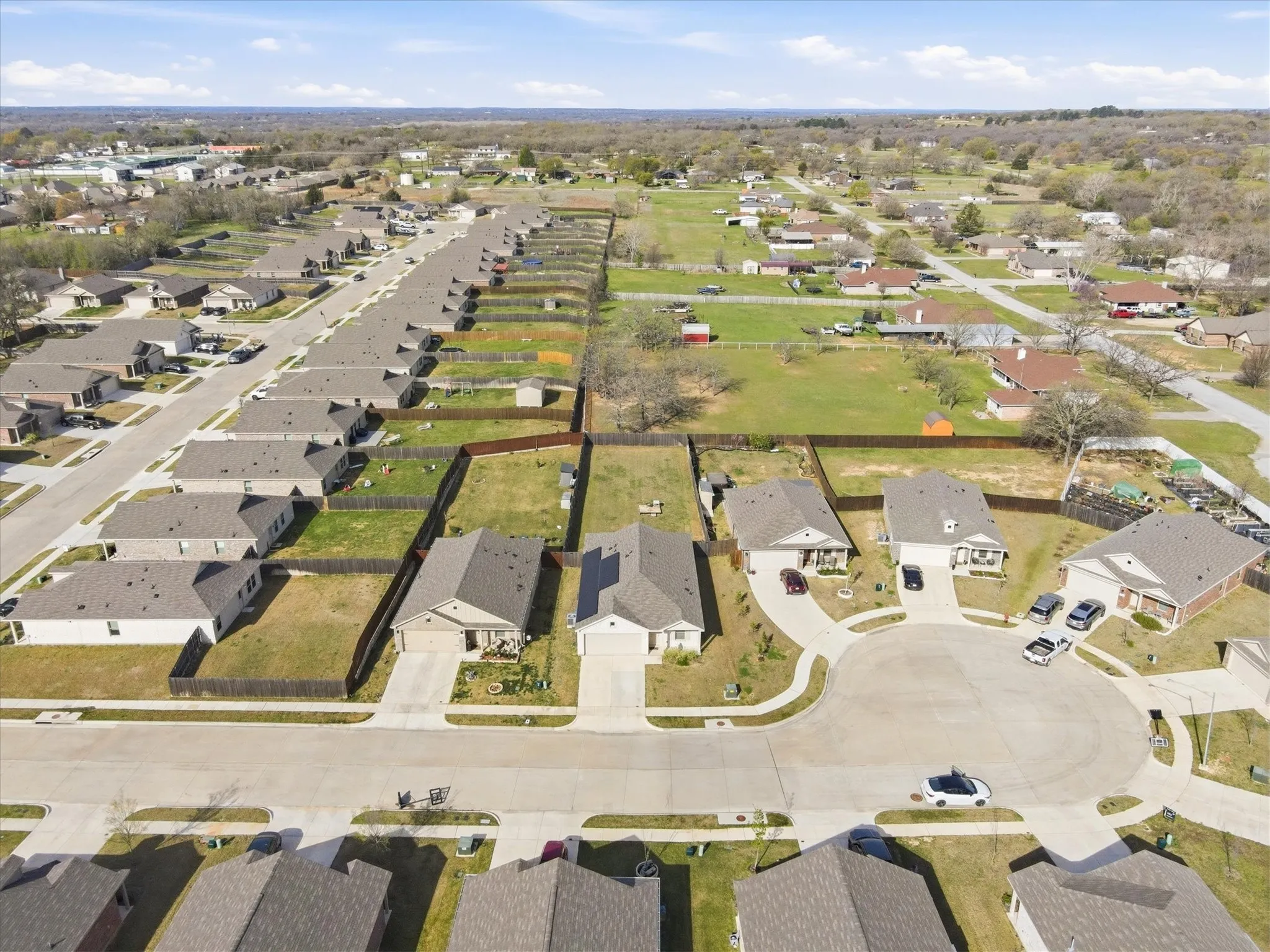 Single Family Residence For Sale in Tarrant County , 1393 Beach Drive, Pelican Bay, Texas 76020, 4 Bedroom, 2 Bathroom, 2 Garage spaces, 1,725 Sqft, built in 2022, Preowned, mls#21204578, Real Estate Agent in Pelican Bay, Homes For Sale in Tarrant county, Homes For Sale in Pelican Bay, Realtor in Pelican Bay Texas, Real Estate Brokerage Independent Realty Texas, Luminita Cordes Realtor