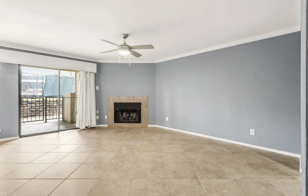 Condominium For Rent in Dallas County , 2505 Wedglea Drive 109, Dallas, Texas 75211, 2 Bedroom, 2 Bathroom, Garage spaces, 958 Sqft, built in 1981, mls#21197993, Real Estate Agent in Dallas, Homes For Rent in Dallas county, Homes For Rent in Dallas, Realtor in Dallas Texas, Real Estate Brokerage Independent Realty Texas, Luminita Cordes Realtor