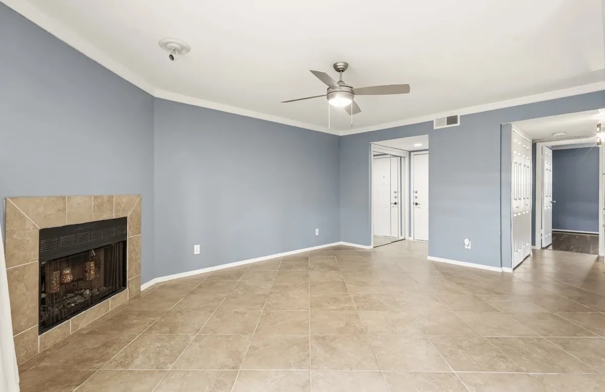 Condominium For Rent in Dallas County , 2505 Wedglea Drive 109, Dallas, Texas 75211, 2 Bedroom, 2 Bathroom, Garage spaces, 958 Sqft, built in 1981, mls#21197993, Real Estate Agent in Dallas, Homes For Rent in Dallas county, Homes For Rent in Dallas, Realtor in Dallas Texas, Real Estate Brokerage Independent Realty Texas, Luminita Cordes Realtor