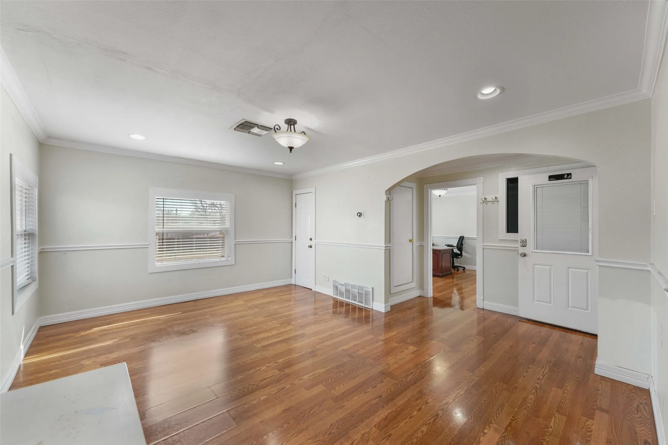 Business For Sale in Dallas County , 501 NE 31st Street, Grand Prairie, Texas 75050, 0, 0, Garage spaces, 0 Sqft, built in 1940, Preowned, mls#21204653, Real Estate Agent in Grand Prairie, Homes For Sale in Dallas county, Homes For Sale in Grand Prairie, Realtor in Grand Prairie Texas, Real Estate Brokerage Independent Realty Texas, Luminita Cordes Realtor