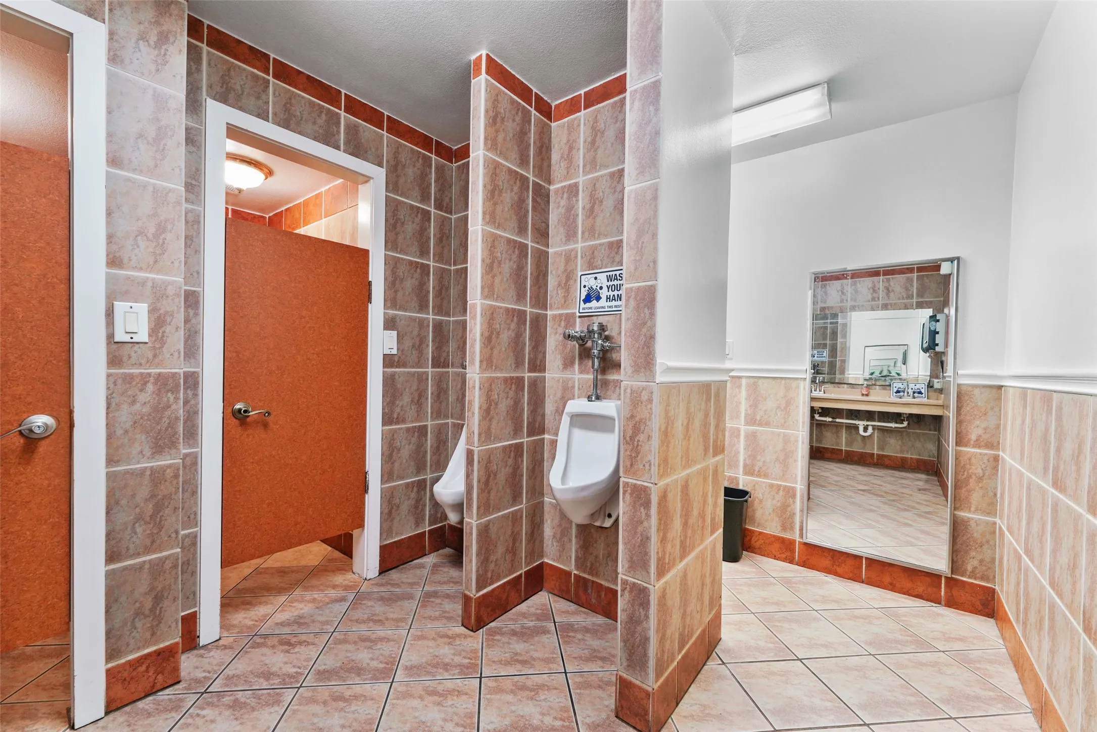 Business For Sale in Dallas County , 501 NE 31st Street, Grand Prairie, Texas 75050, 0, 0, Garage spaces, 0 Sqft, built in 1940, Preowned, mls#21204653, Real Estate Agent in Grand Prairie, Homes For Sale in Dallas county, Homes For Sale in Grand Prairie, Realtor in Grand Prairie Texas, Real Estate Brokerage Independent Realty Texas, Luminita Cordes Realtor