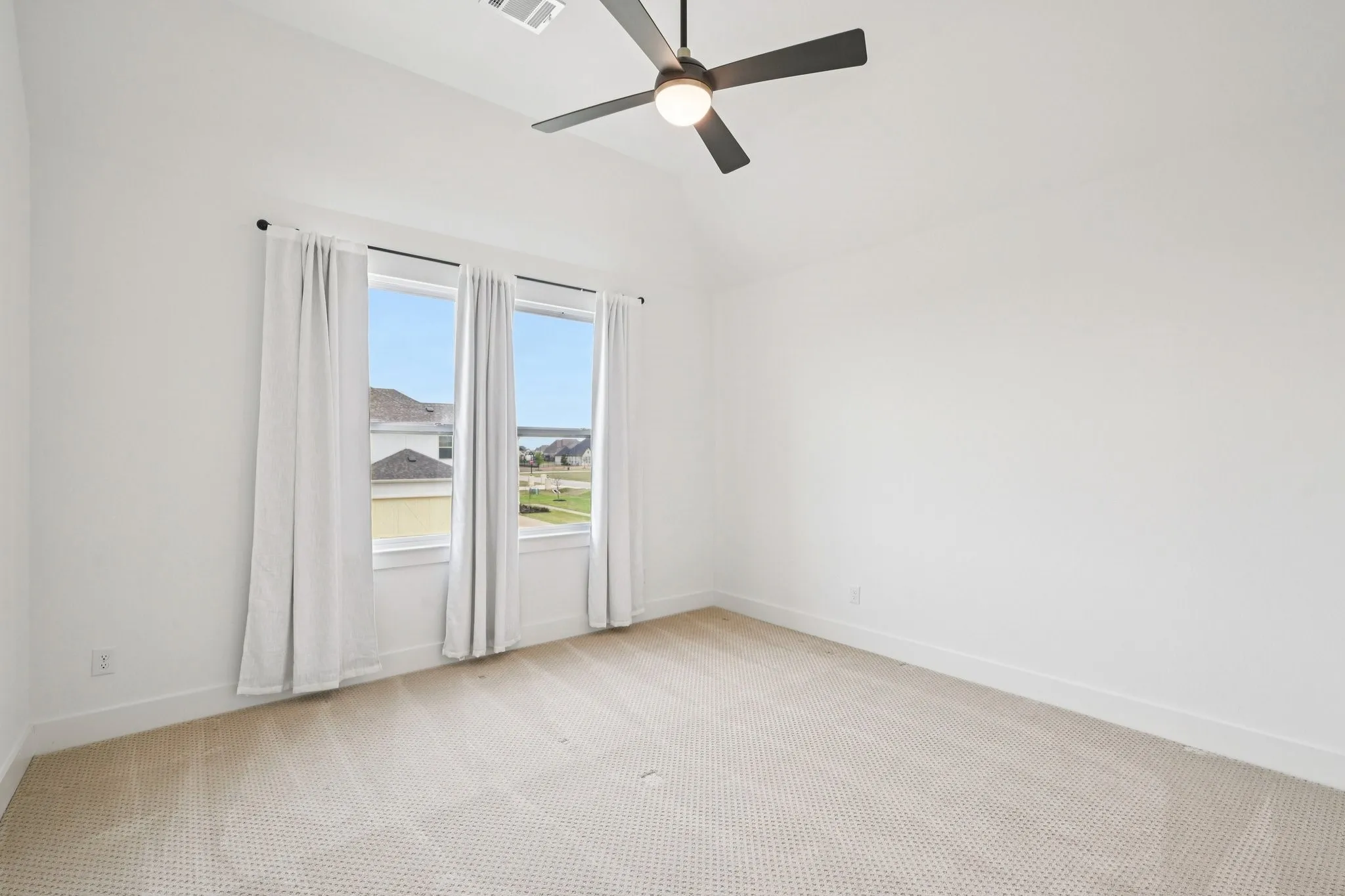 Bedroom #5 with ensuite and walk-in closet