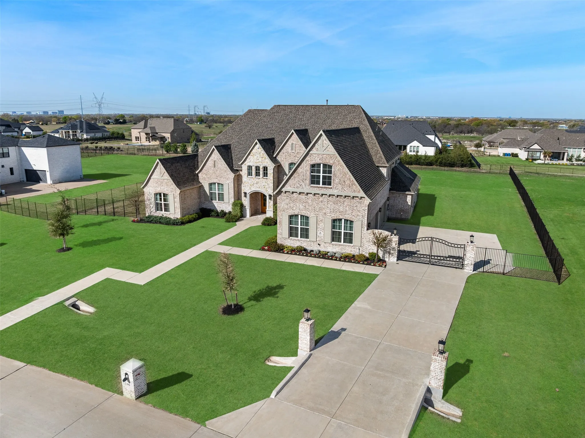 Single Family Residence For Sale in Collin County , 4701 Devon Drive, Parker, Texas 75002, 5 Bedroom, 8 Bathroom, 4 Garage spaces, 6,585 Sqft, built in 2022, Preowned, mls#21178365, Real Estate Agent in Parker, Homes For Sale in Collin county, Homes For Sale in Parker, Realtor in Parker Texas, Real Estate Brokerage Independent Realty Texas, Luminita Cordes Realtor