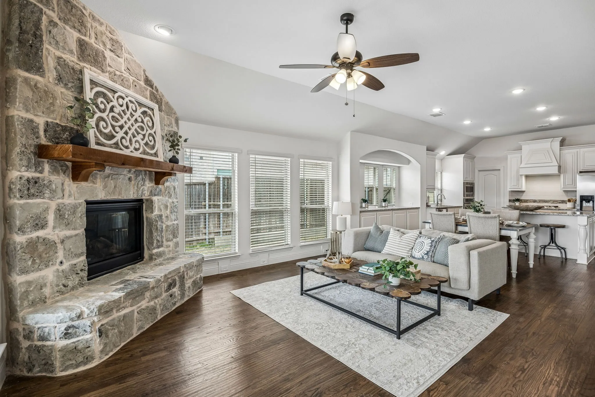 Single Family Residence For Sale in Denton County , 11551 Tanager Lane, Cross Roads, Texas 76227, 4 Bedroom, 3 Bathroom, 3 Garage spaces, 2,761 Sqft, built in 2020, Preowned, mls#21204673, Real Estate Agent in Cross Roads, Homes For Sale in Denton county, Homes For Sale in Cross Roads, Realtor in Cross Roads Texas, Real Estate Brokerage Independent Realty Texas, Luminita Cordes Realtor