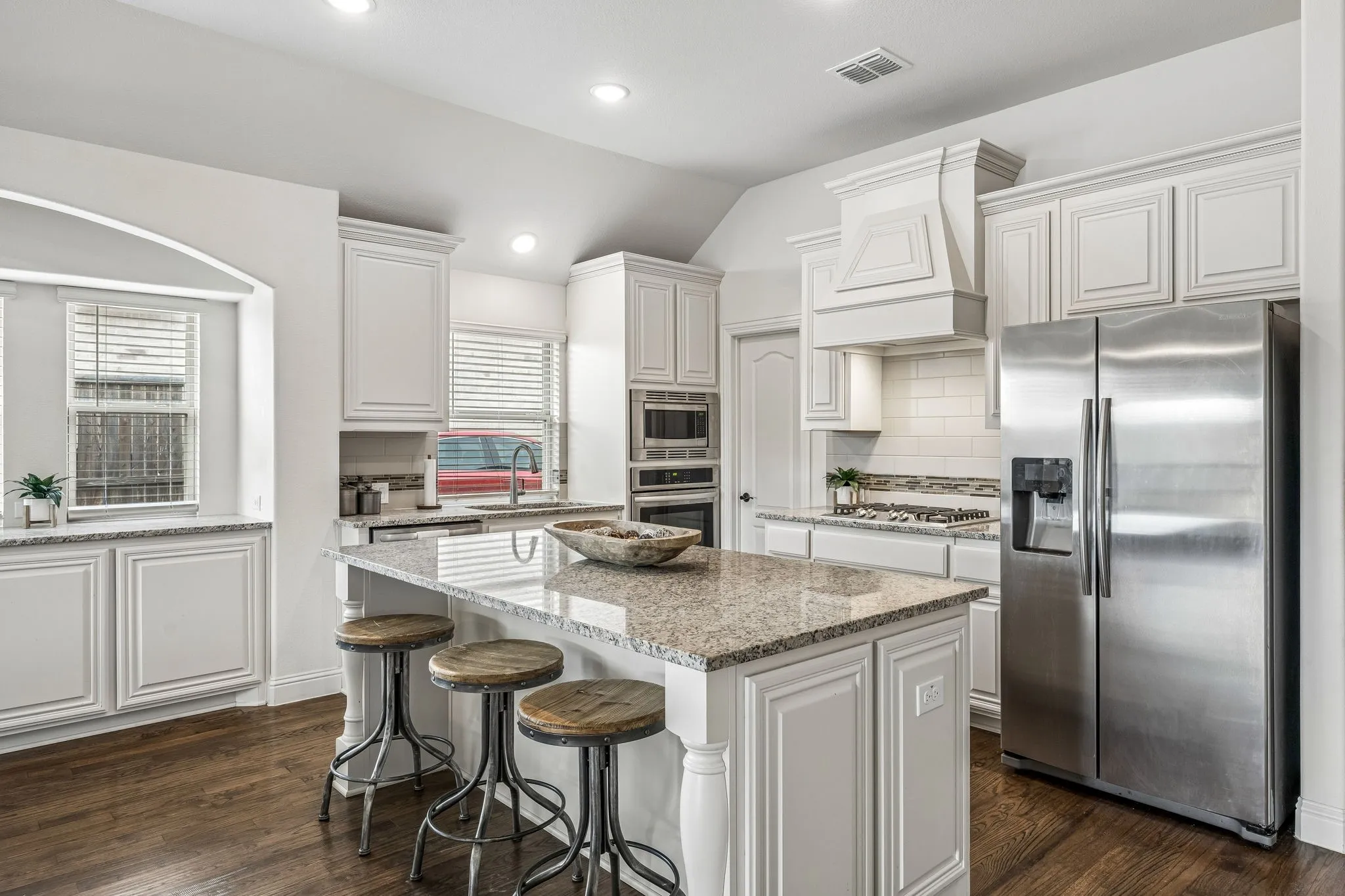 Single Family Residence For Sale in Denton County , 11551 Tanager Lane, Cross Roads, Texas 76227, 4 Bedroom, 3 Bathroom, 3 Garage spaces, 2,761 Sqft, built in 2020, Preowned, mls#21204673, Real Estate Agent in Cross Roads, Homes For Sale in Denton county, Homes For Sale in Cross Roads, Realtor in Cross Roads Texas, Real Estate Brokerage Independent Realty Texas, Luminita Cordes Realtor
