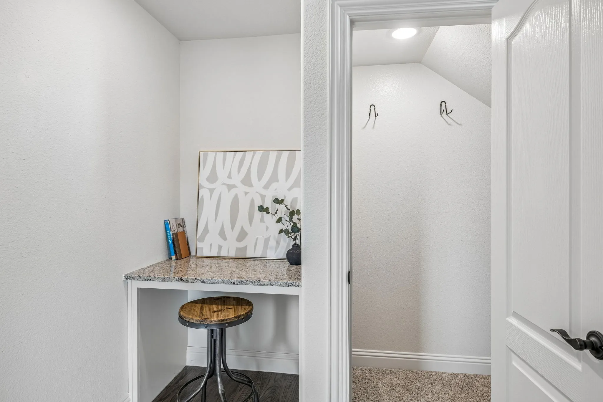 Single Family Residence For Sale in Denton County , 11551 Tanager Lane, Cross Roads, Texas 76227, 4 Bedroom, 3 Bathroom, 3 Garage spaces, 2,761 Sqft, built in 2020, Preowned, mls#21204673, Real Estate Agent in Cross Roads, Homes For Sale in Denton county, Homes For Sale in Cross Roads, Realtor in Cross Roads Texas, Real Estate Brokerage Independent Realty Texas, Luminita Cordes Realtor
