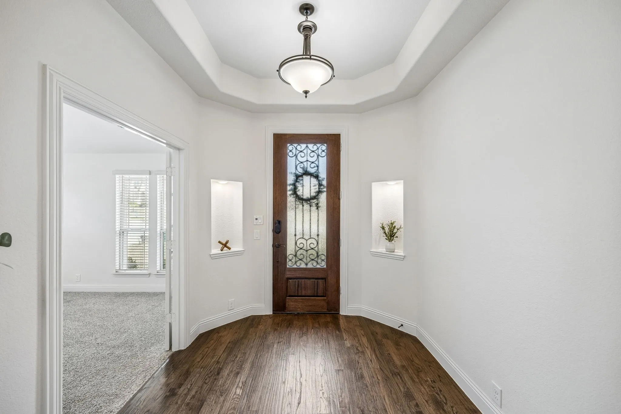 Single Family Residence For Sale in Denton County , 11551 Tanager Lane, Cross Roads, Texas 76227, 4 Bedroom, 3 Bathroom, 3 Garage spaces, 2,761 Sqft, built in 2020, Preowned, mls#21204673, Real Estate Agent in Cross Roads, Homes For Sale in Denton county, Homes For Sale in Cross Roads, Realtor in Cross Roads Texas, Real Estate Brokerage Independent Realty Texas, Luminita Cordes Realtor