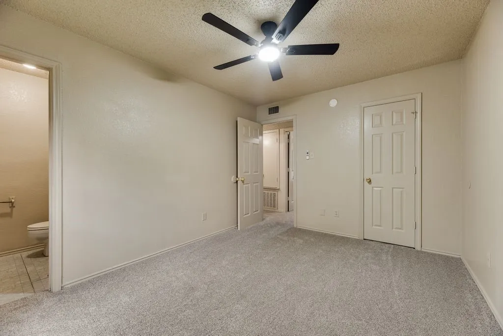 Single Family Residence For Sale in Dallas County , 506 Thomas Trail, Seagoville, Texas 75159, 3 Bedroom, 2 Bathroom, 1 Garage spaces, 1,036 Sqft, built in 1991, Preowned, mls#21204750, Real Estate Agent in Seagoville, Homes For Sale in Dallas county, Homes For Sale in Seagoville, Realtor in Seagoville Texas, Real Estate Brokerage Independent Realty Texas, Luminita Cordes Realtor