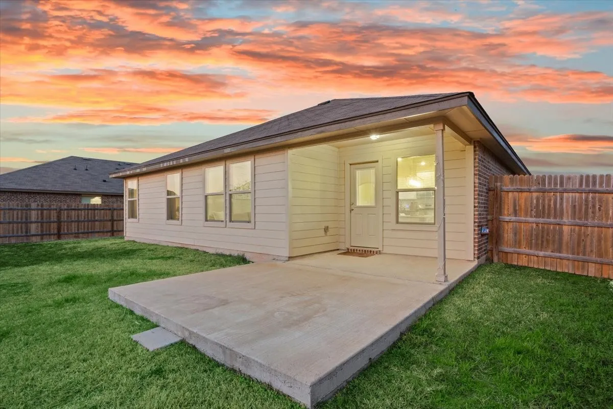 Single Family Residence For Rent in Mc Lennan County , 3105 Beutel Road, Waco, Texas 76655, 4 Bedroom, 2 Bathroom, 3 Garage spaces, 1,614 Sqft, built in 2020, mls#21195211, Real Estate Agent in Waco, Homes For Rent in Mc Lennan county, Homes For Rent in Waco, Realtor in Waco Texas, Real Estate Brokerage Independent Realty Texas, Luminita Cordes Realtor