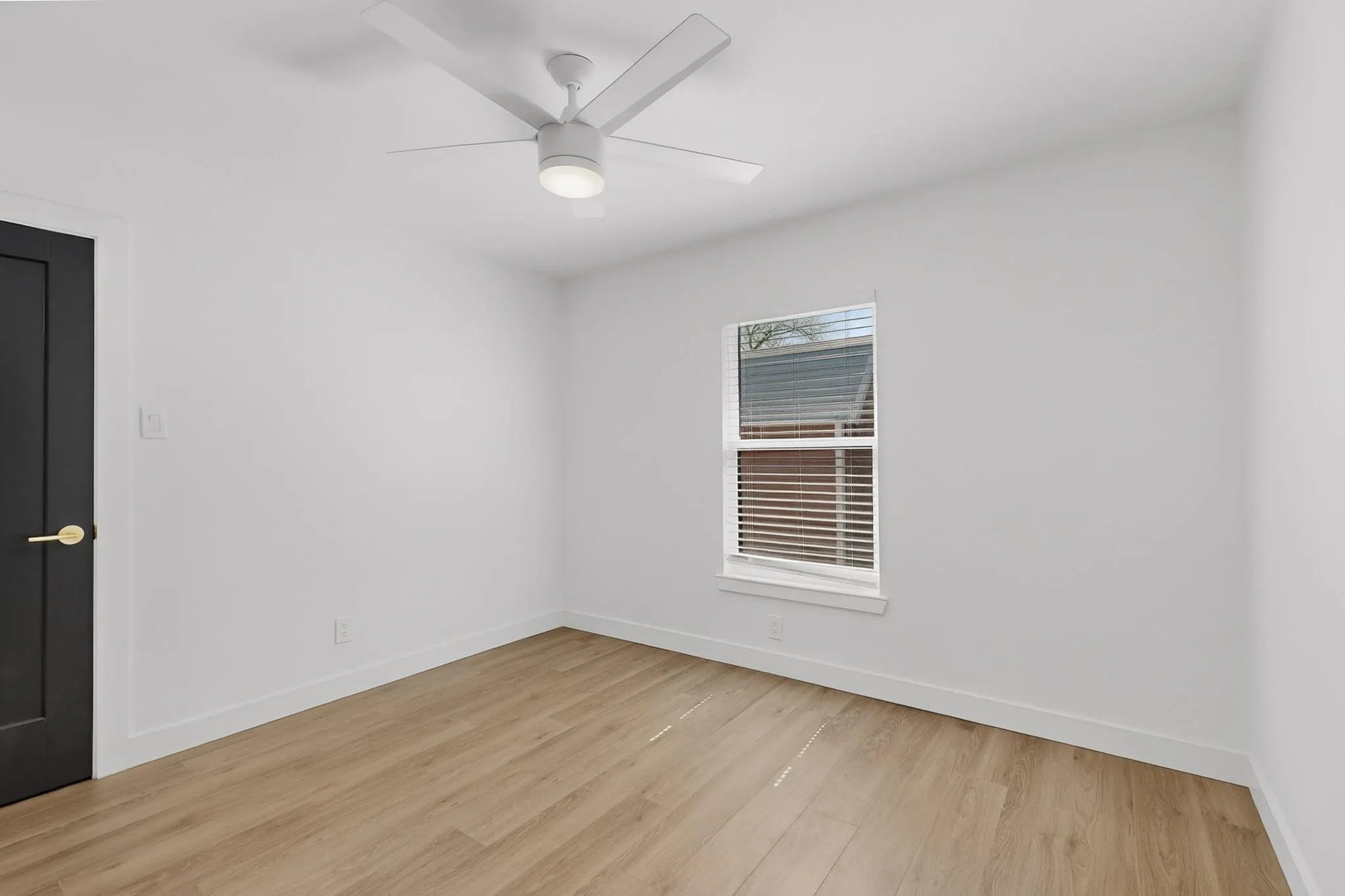 Single Family Residence For Sale in Dallas County , 10526 Andover Drive, Dallas, Texas 75228, 3 Bedrooms, 2 Bathrooms, Garage spaces, 1,600 Sqft, built in 1952, Price $389,999, mls#21202423, Real Estate Agent in Dallas, Homes For Sale in Dallas county, Homes For Sale in Dallas, Realtor in Dallas Texas, Real Estate Brokerage Independent Realty Texas, Luminita Cordes Realtor